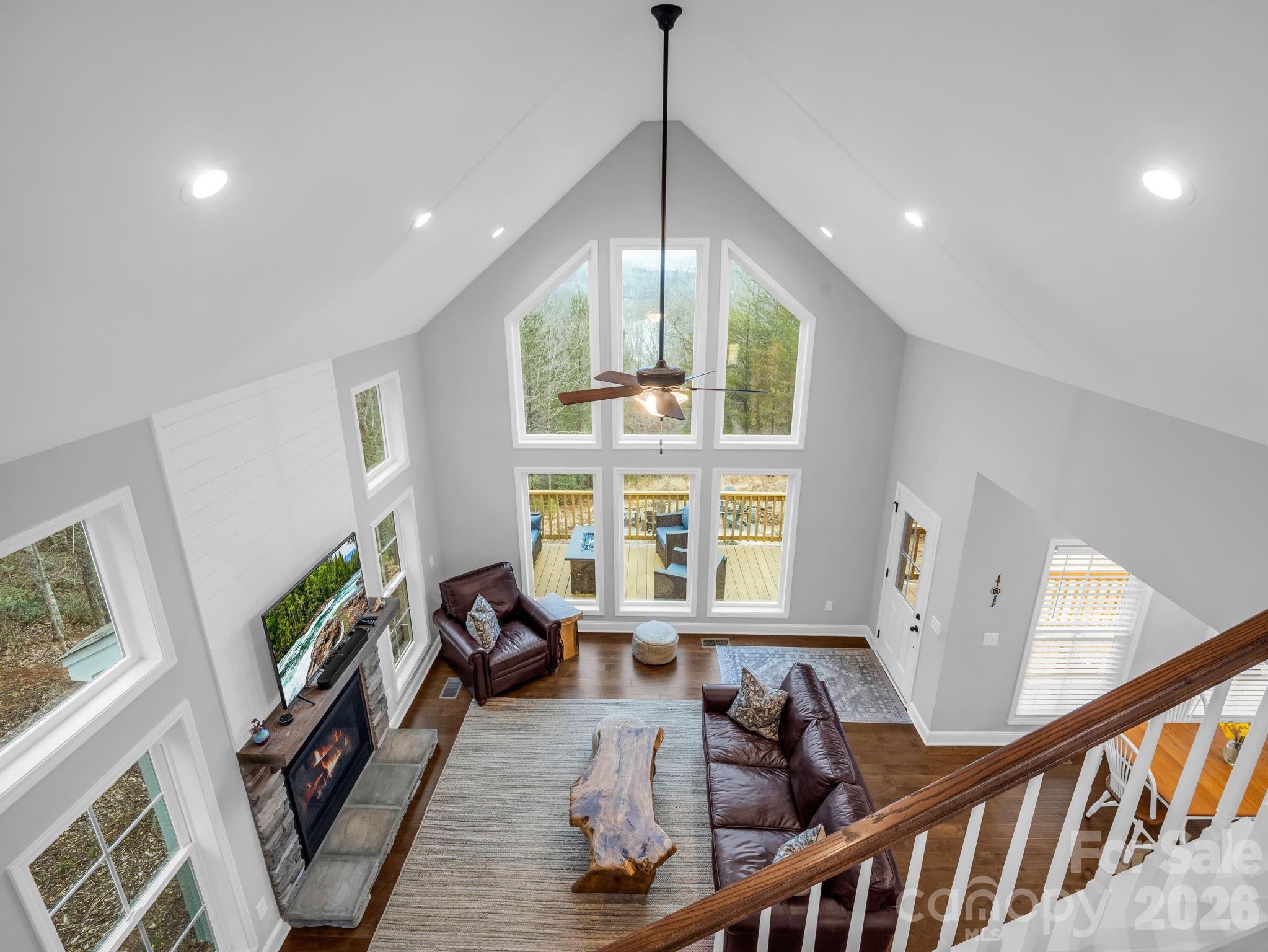 631 Mountain Parkway — Mill Spring