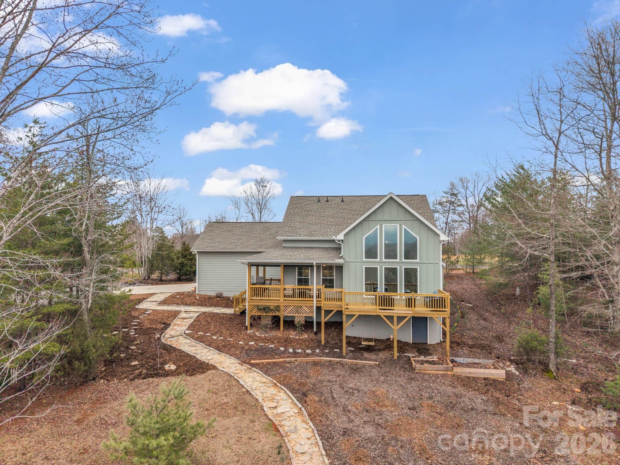 631 Mountain Parkway — Mill Spring