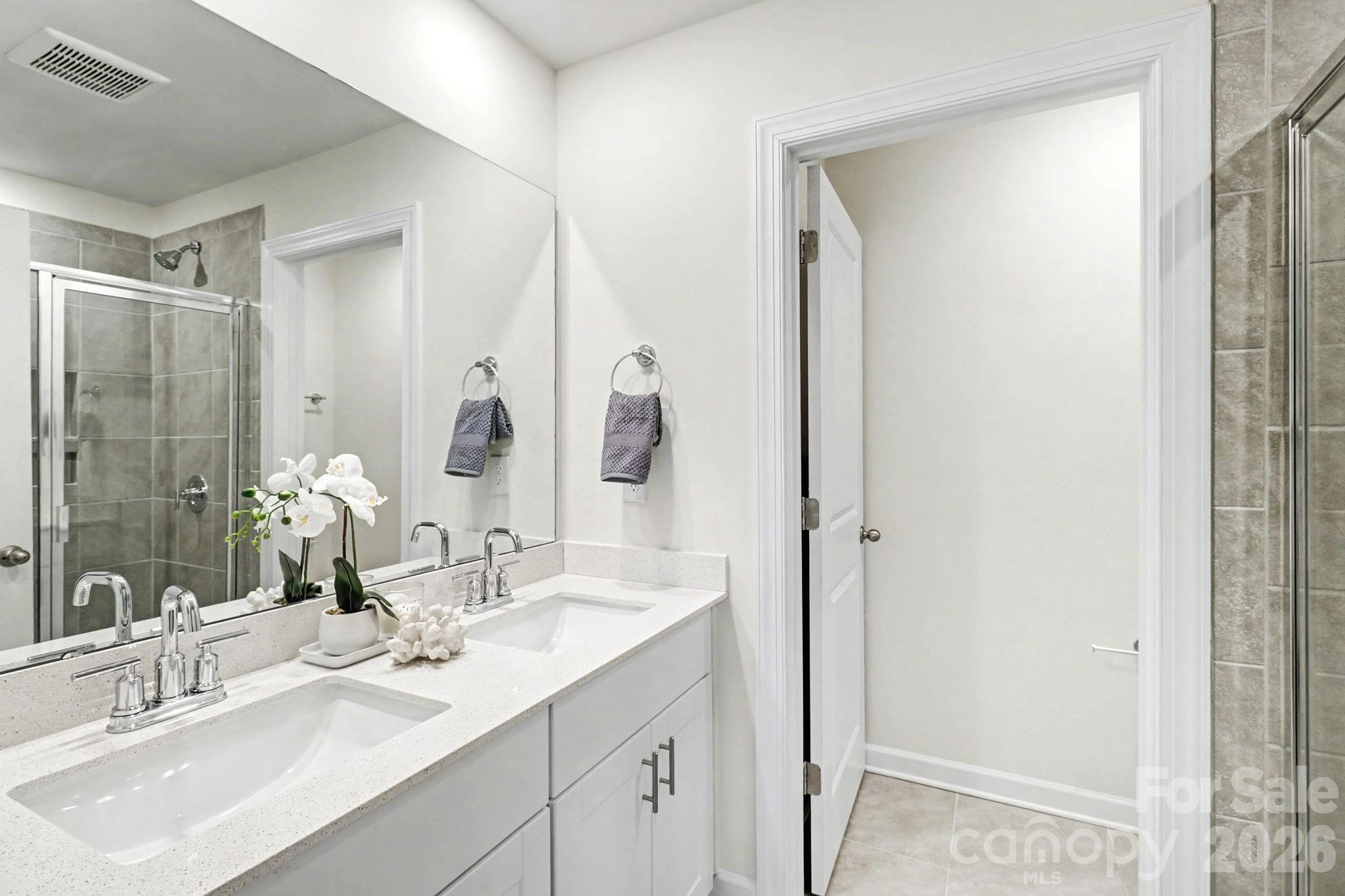 3537 Auburn Curb Road — Charlotte