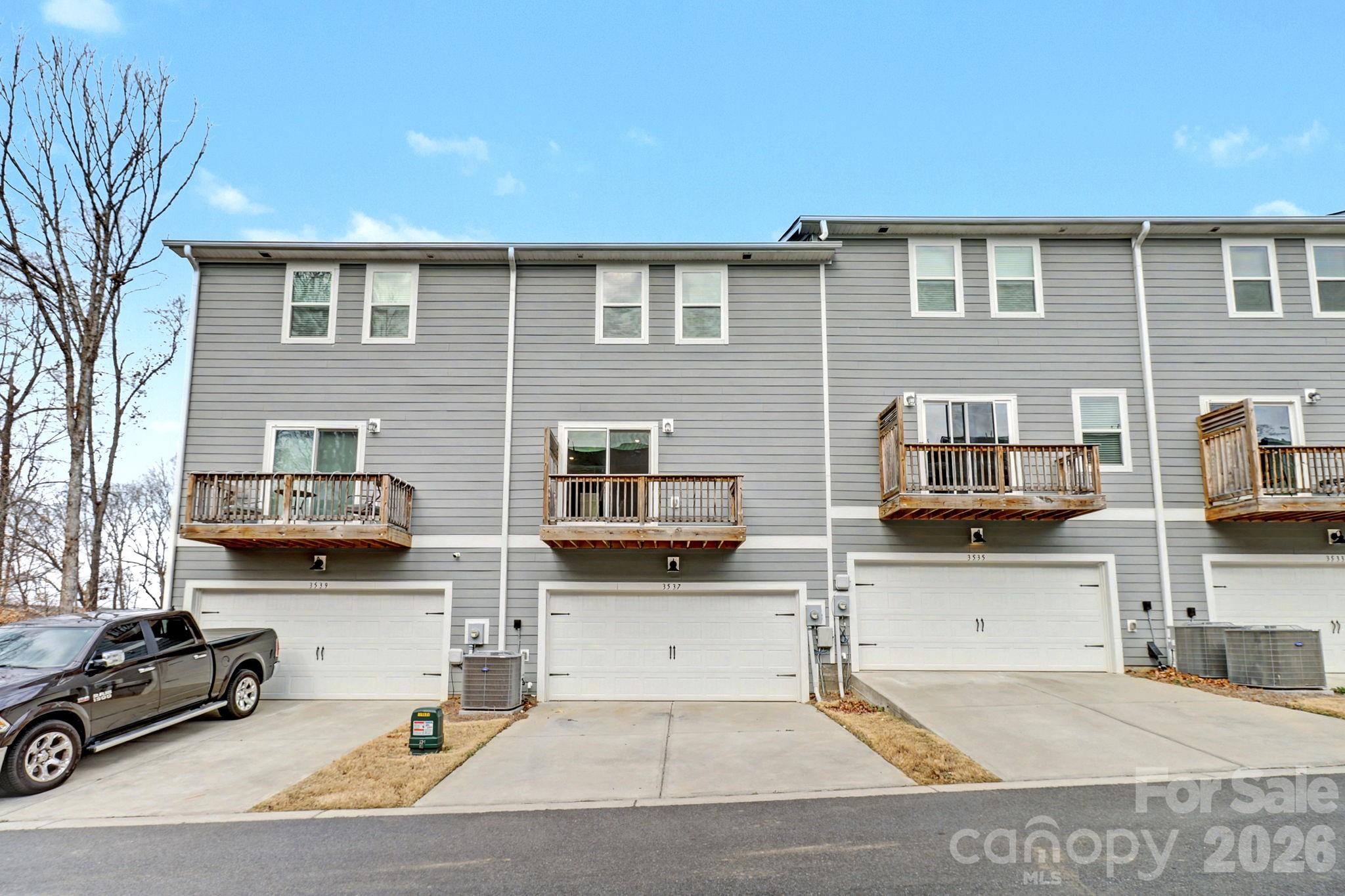 3537 Auburn Curb Road — Charlotte