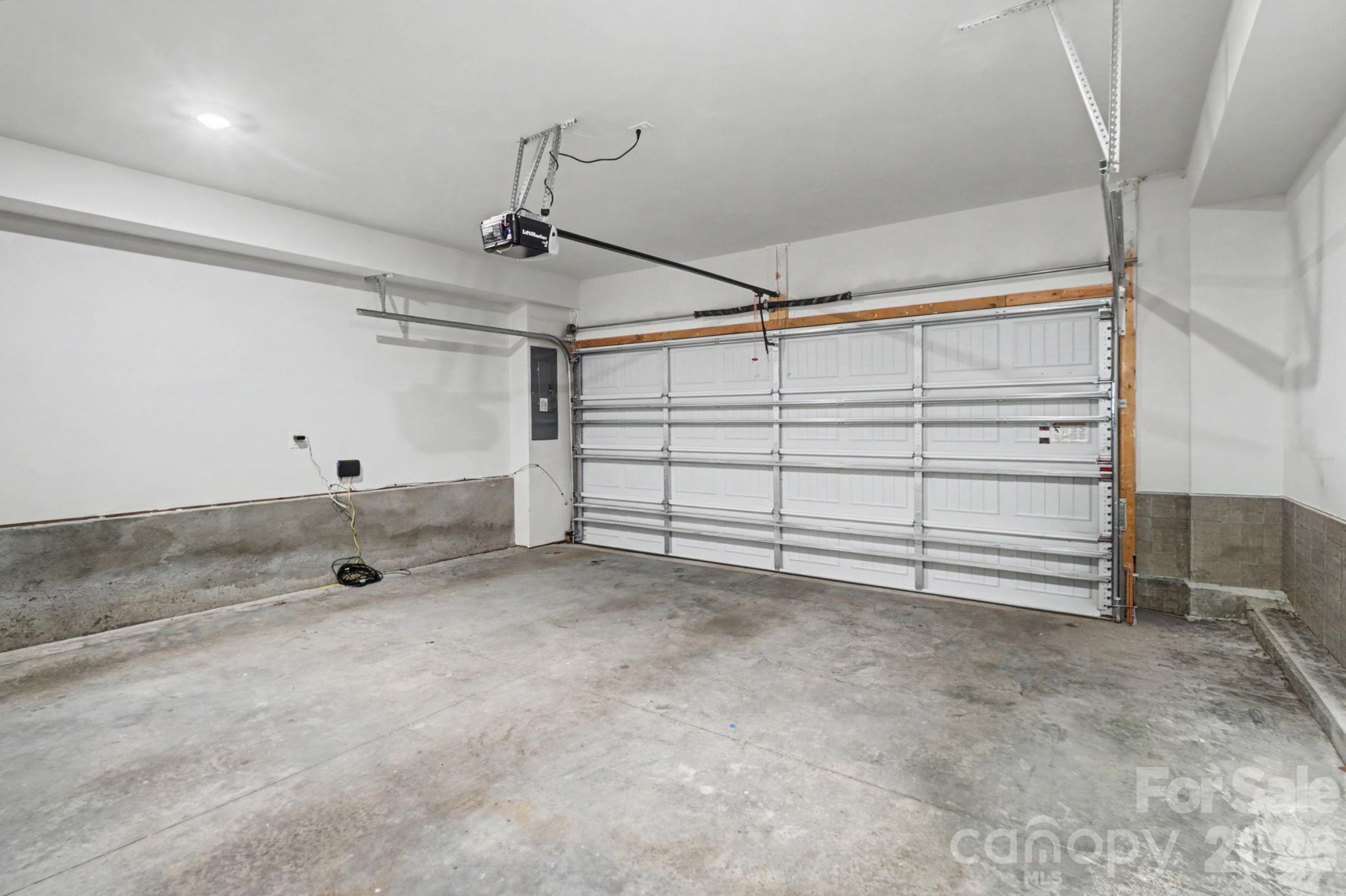 3537 Auburn Curb Road — Charlotte