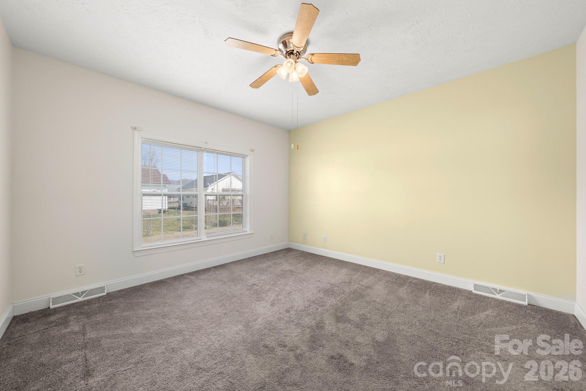 403 Sassafras Drive — Hendersonville