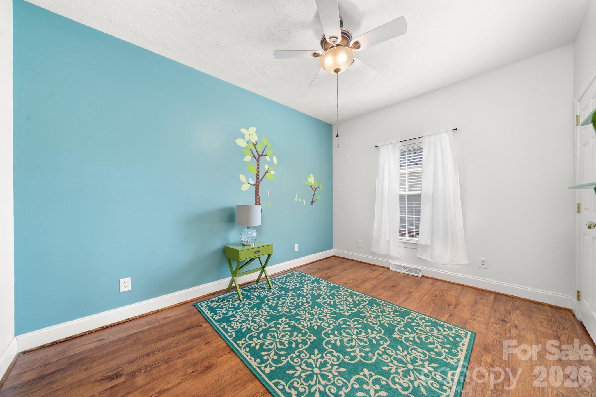 403 Sassafras Drive — Hendersonville