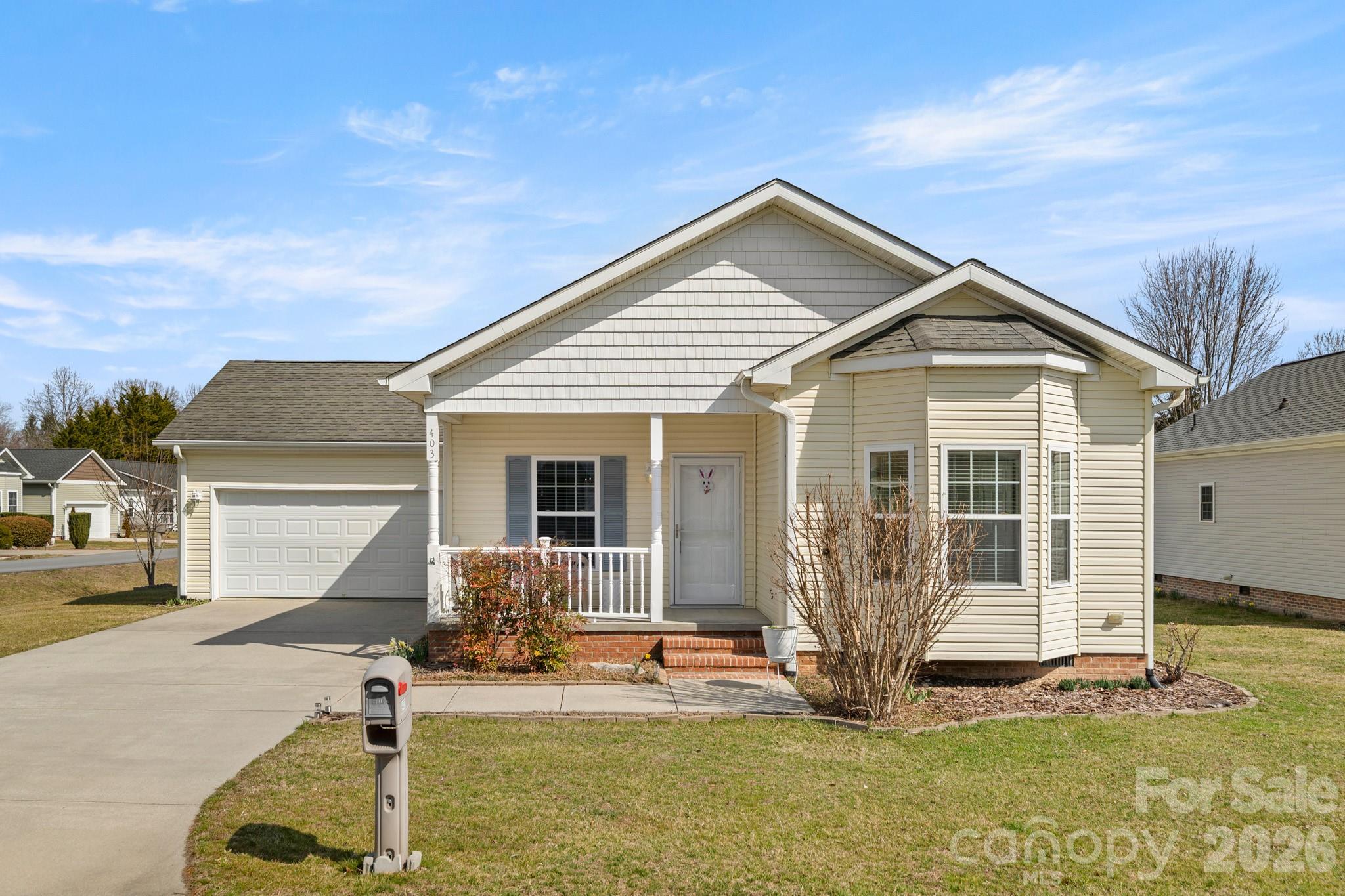 403 Sassafras Drive — Hendersonville