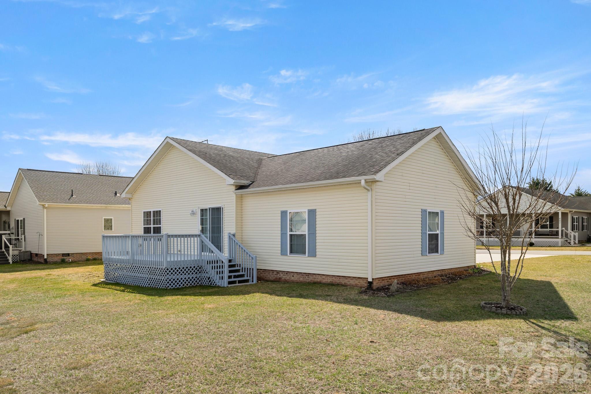 403 Sassafras Drive — Hendersonville