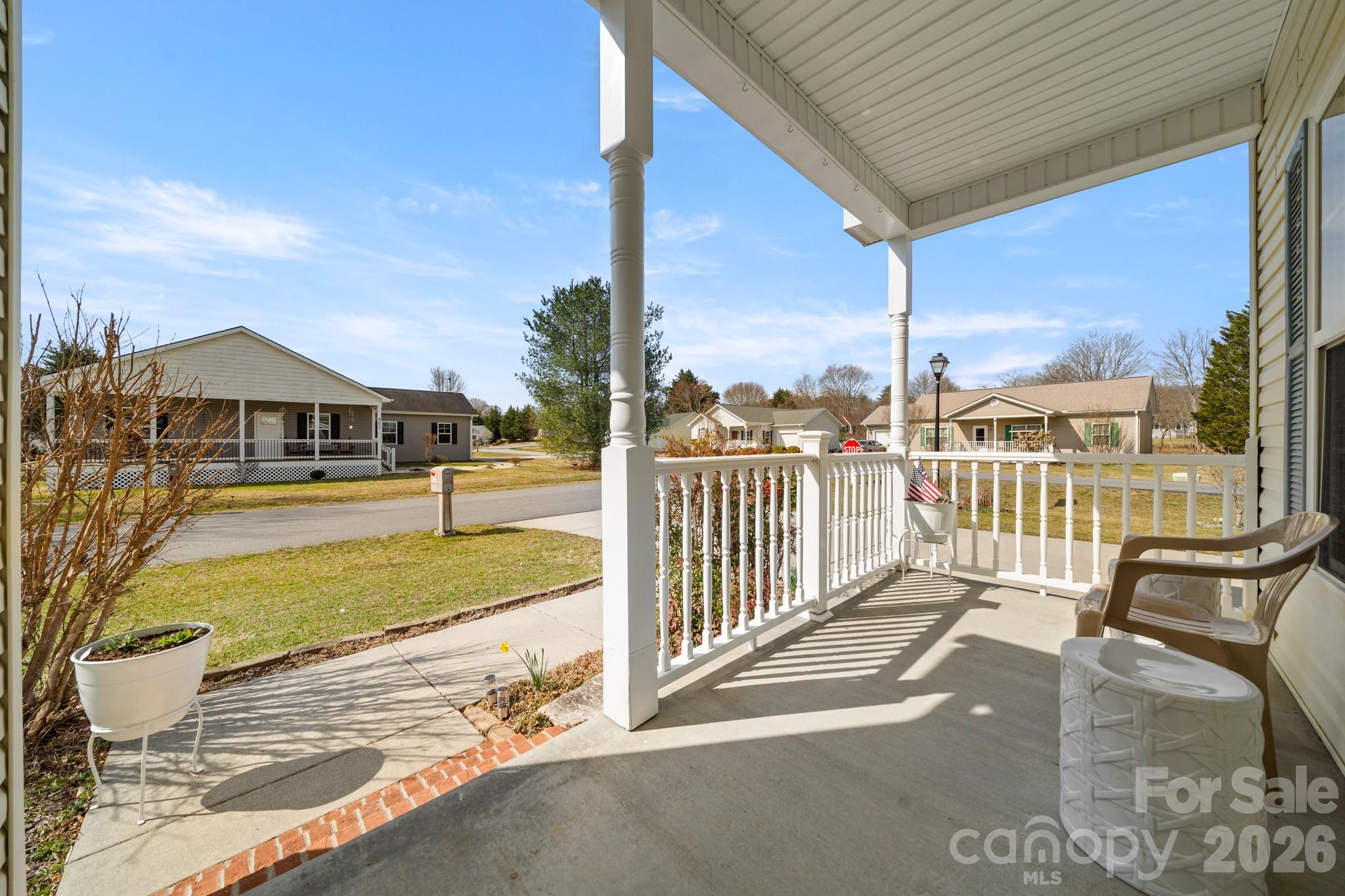 403 Sassafras Drive — Hendersonville