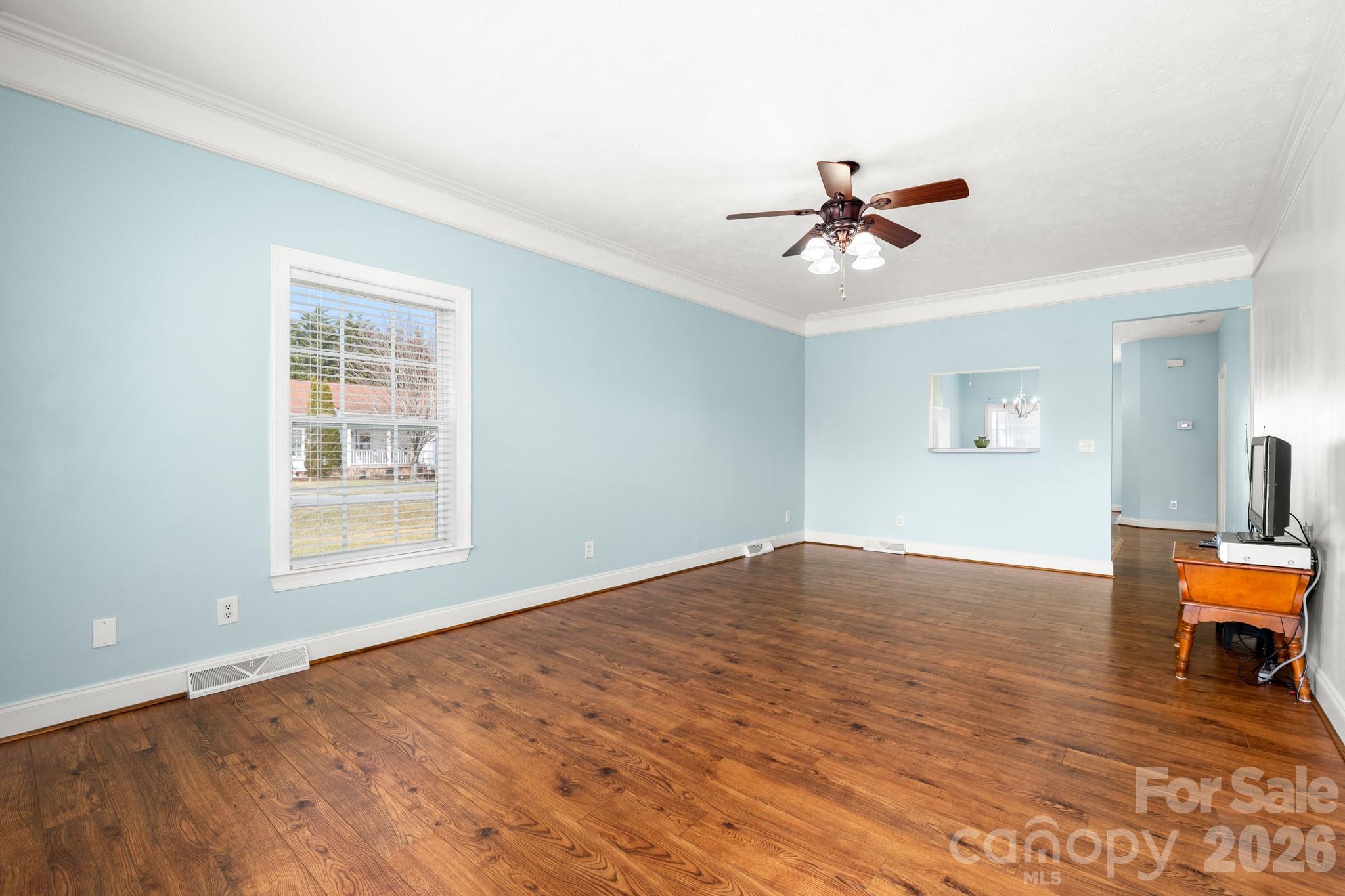 403 Sassafras Drive — Hendersonville