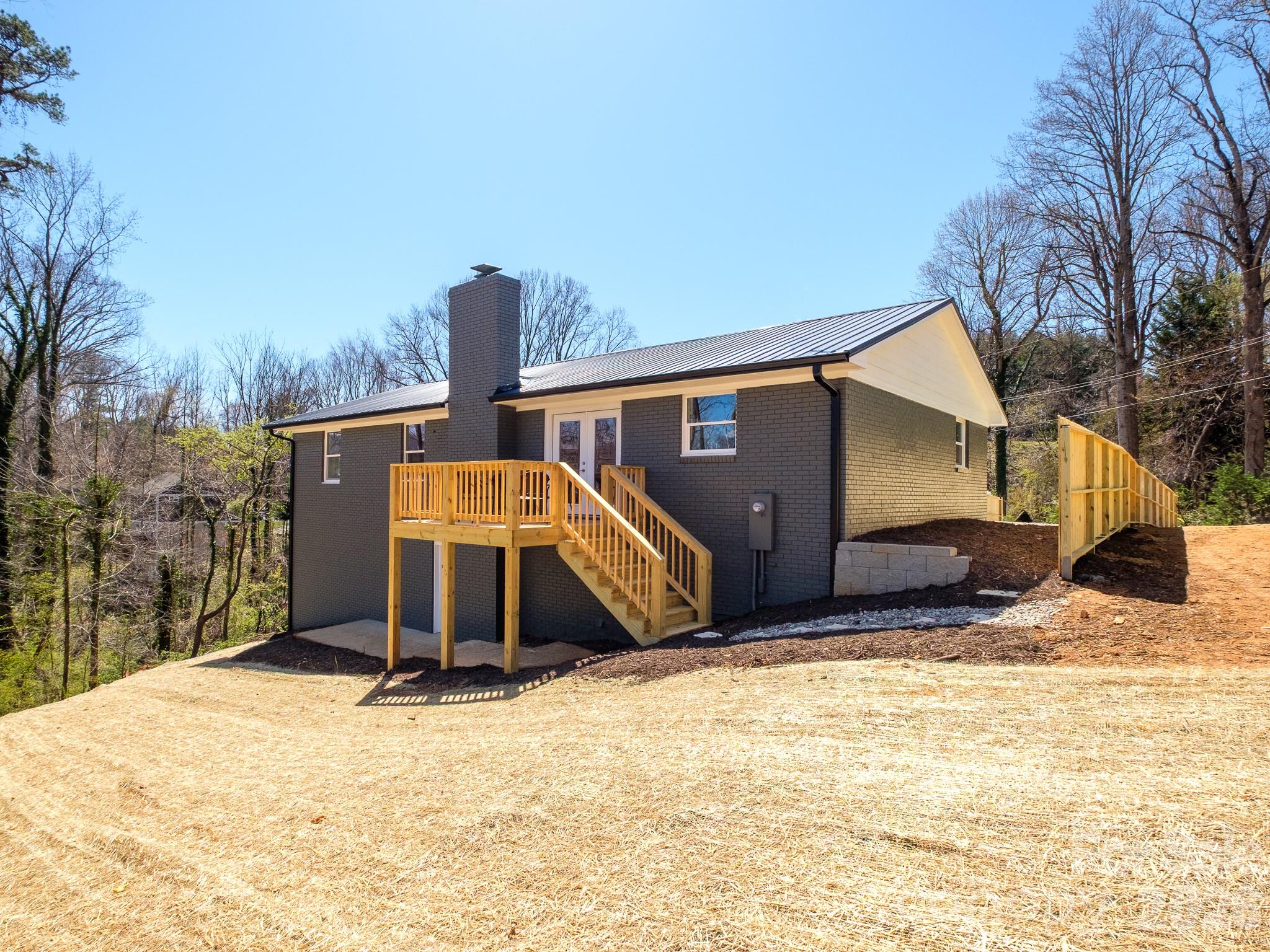 114 Shady Oak Drive — Asheville