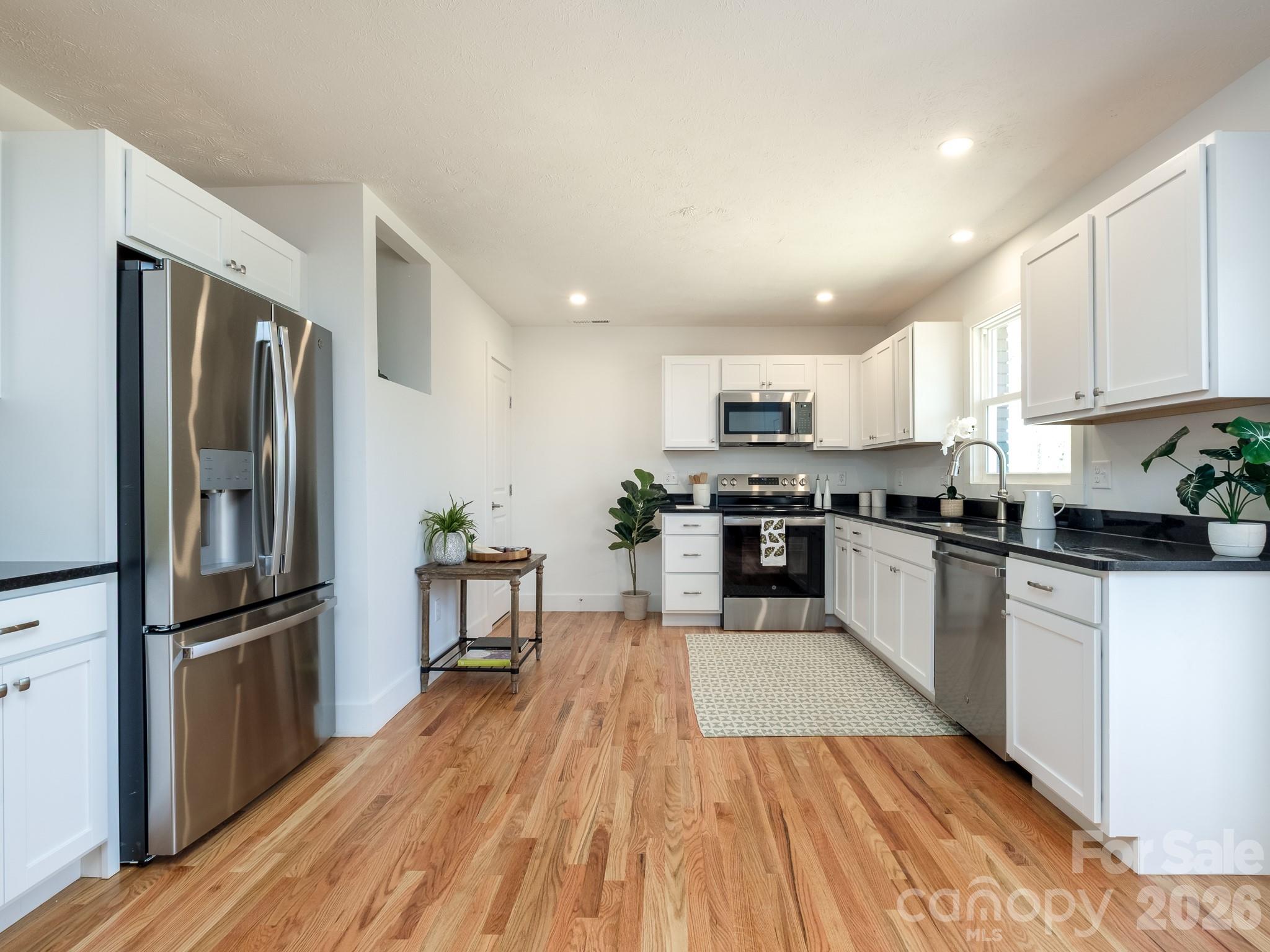 114 Shady Oak Drive — Asheville