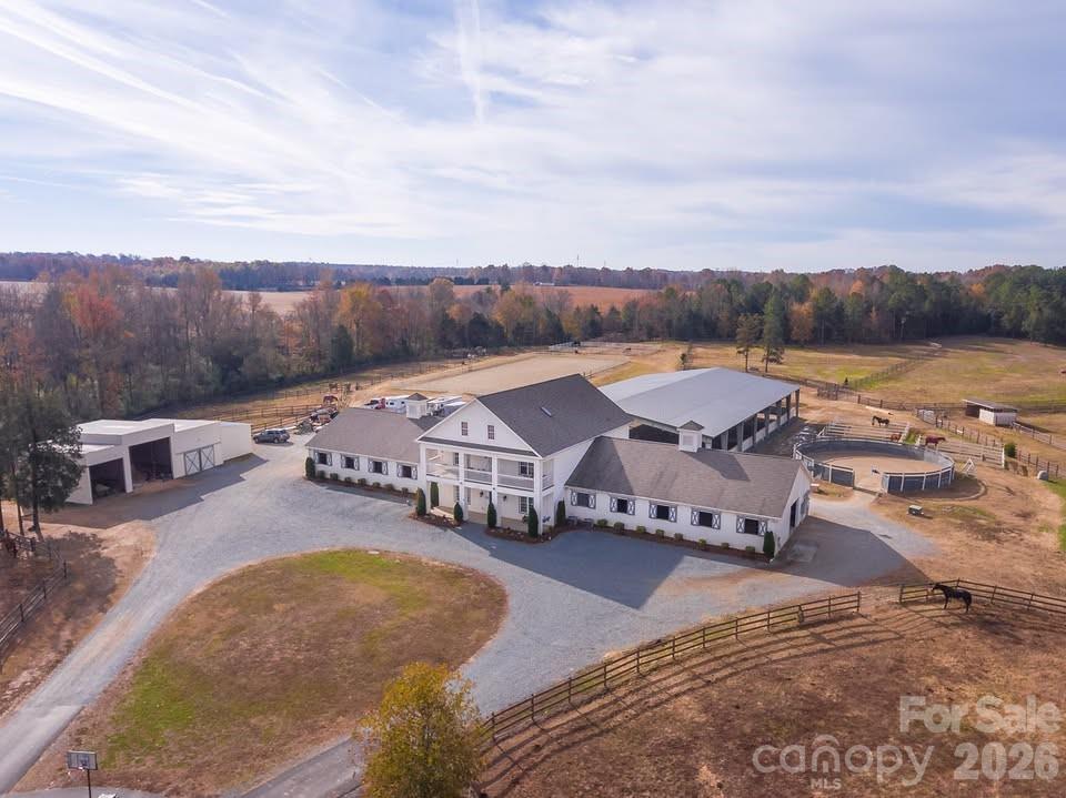 6207 Victory Pass Lane — Waxhaw
