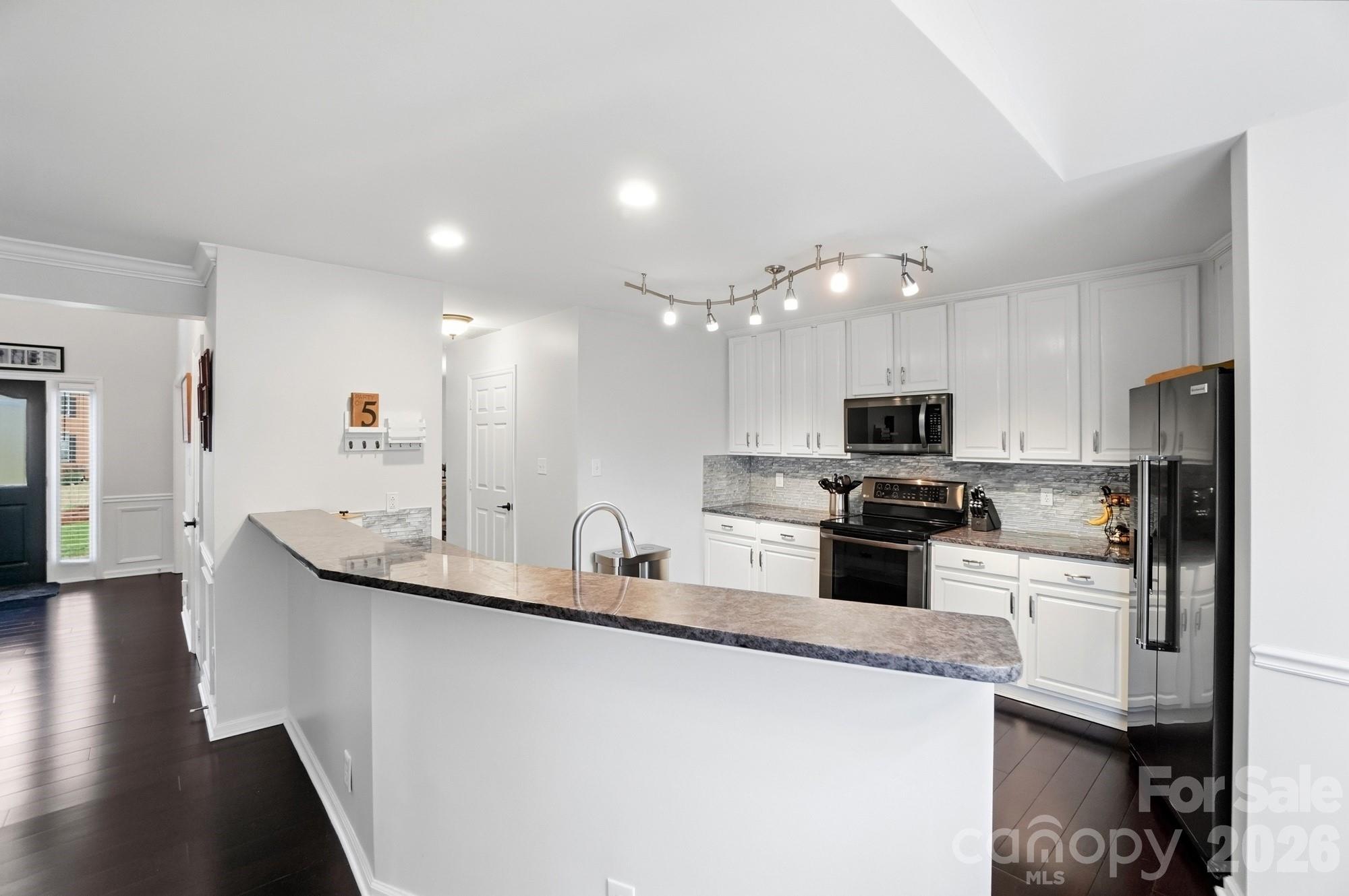6909 Kersfield Place — Mint Hill