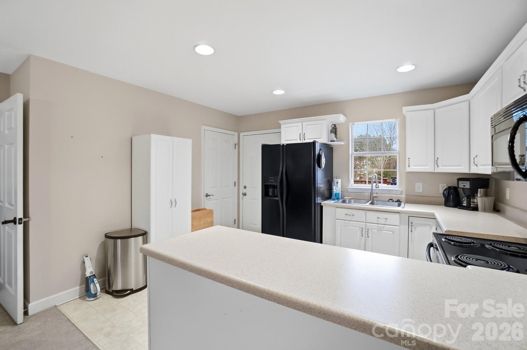 6909 Kersfield Place — Mint Hill