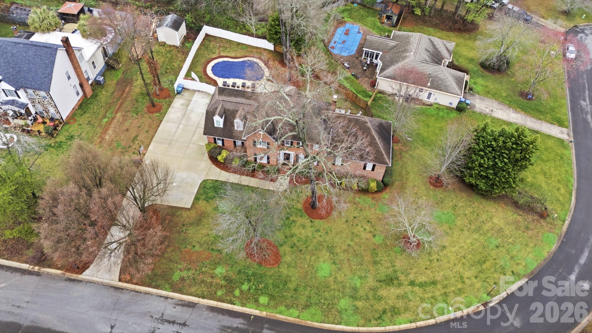 6909 Kersfield Place — Mint Hill