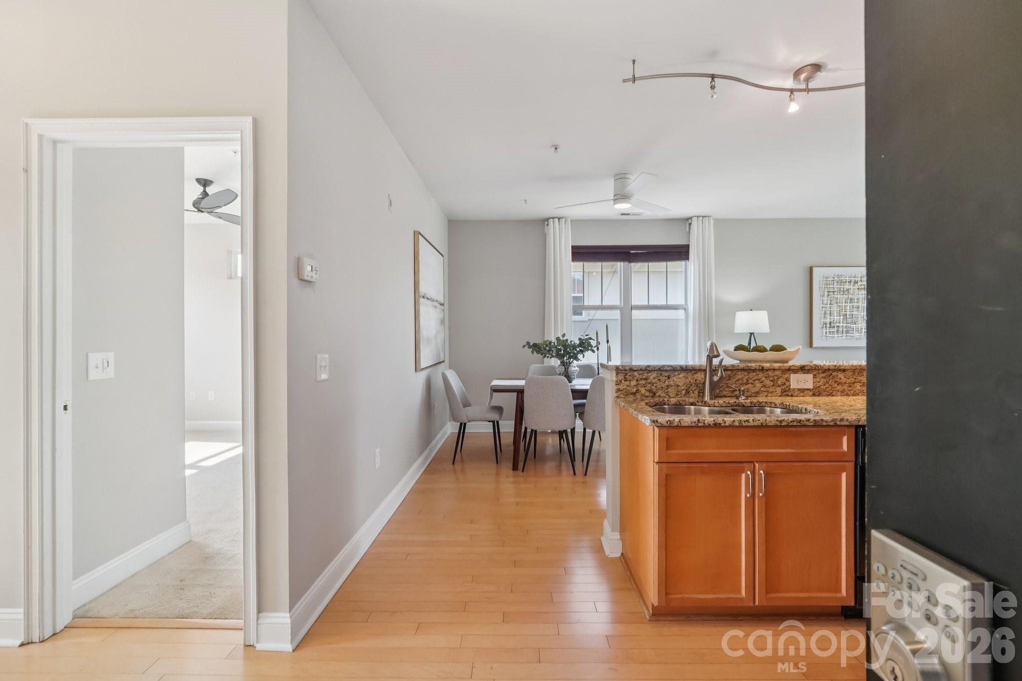 1308 Kenilworth Avenue #432 — Charlotte