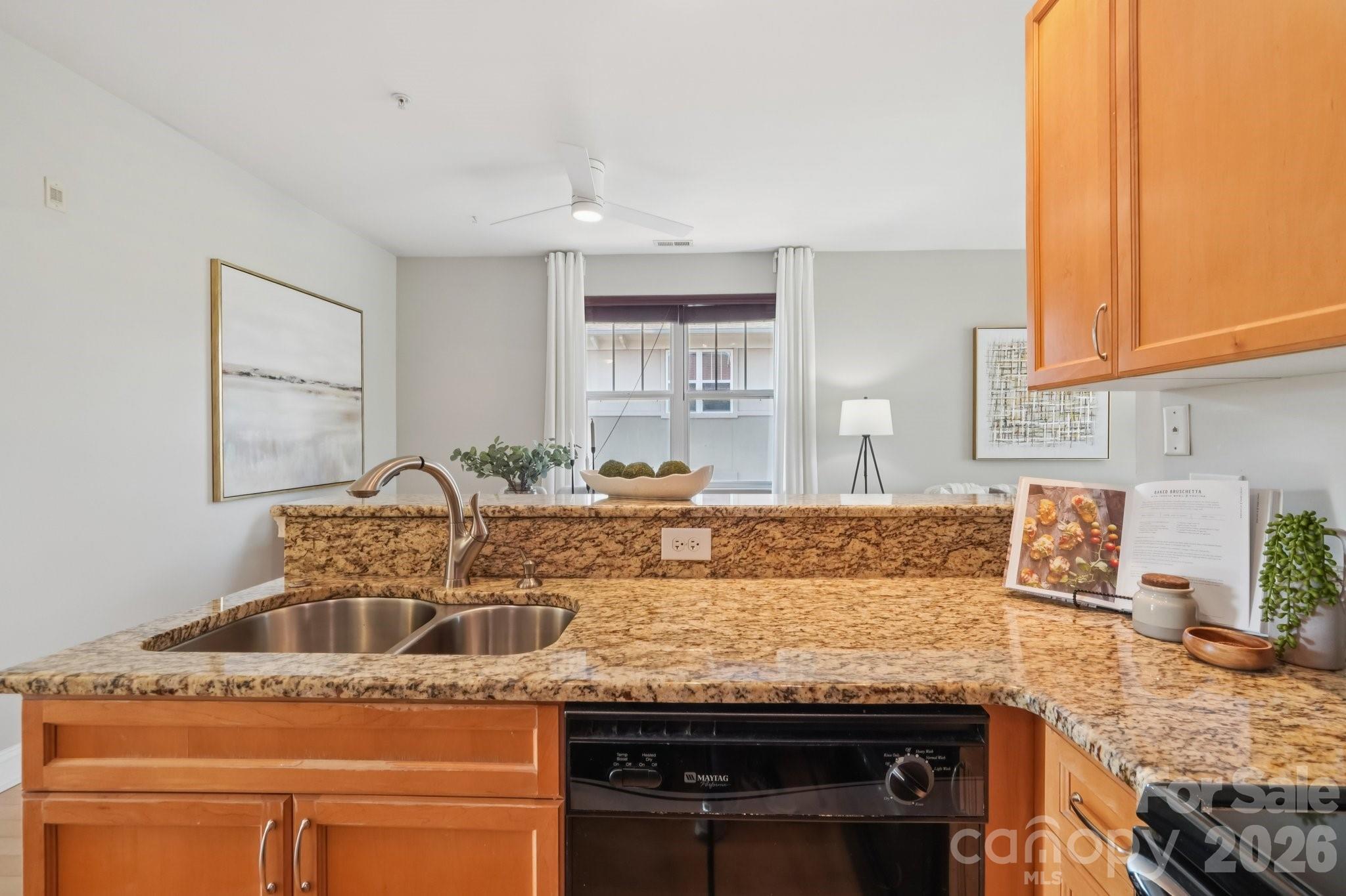 1308 Kenilworth Avenue #432 — Charlotte