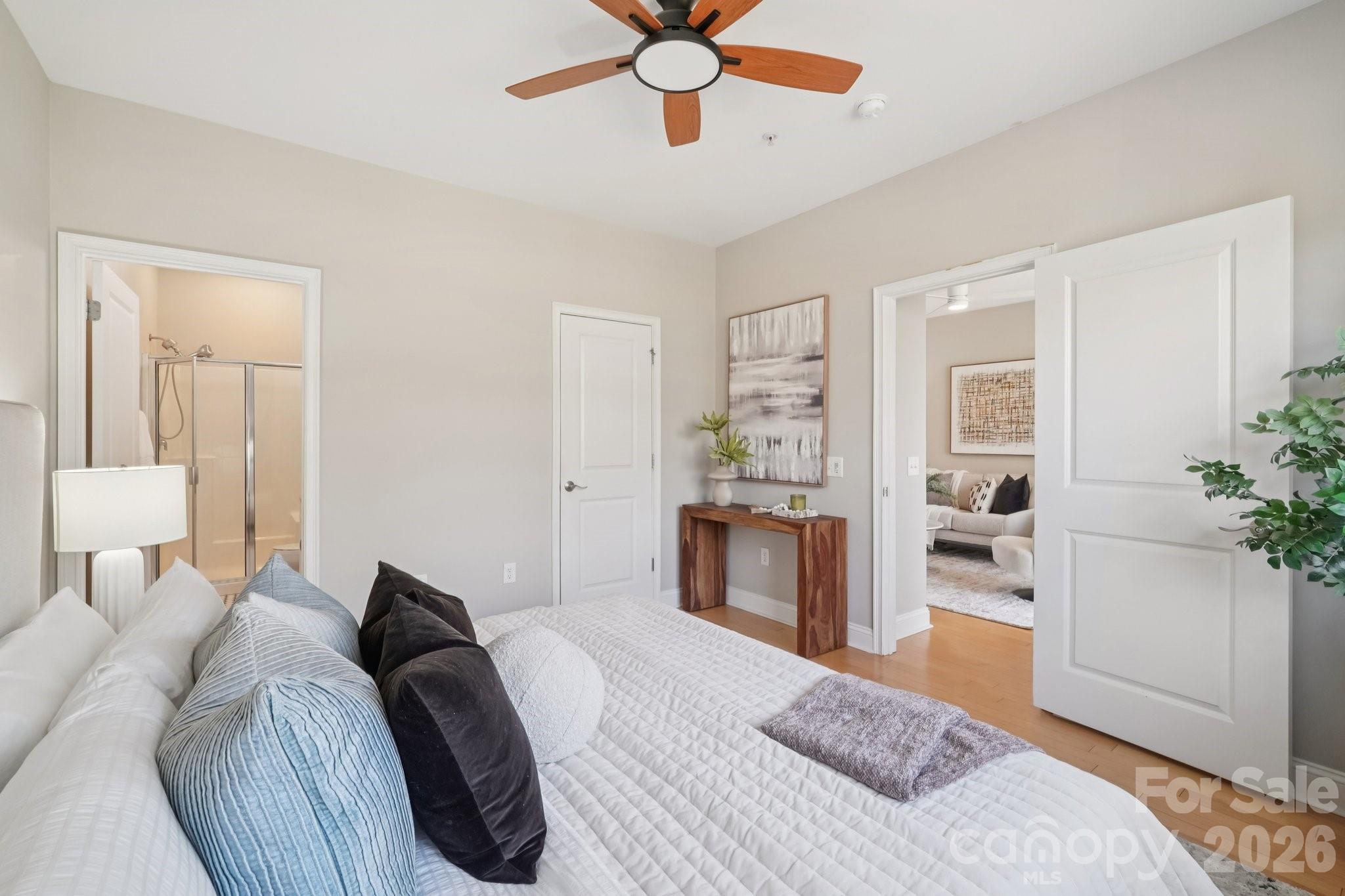 1308 Kenilworth Avenue #432 — Charlotte