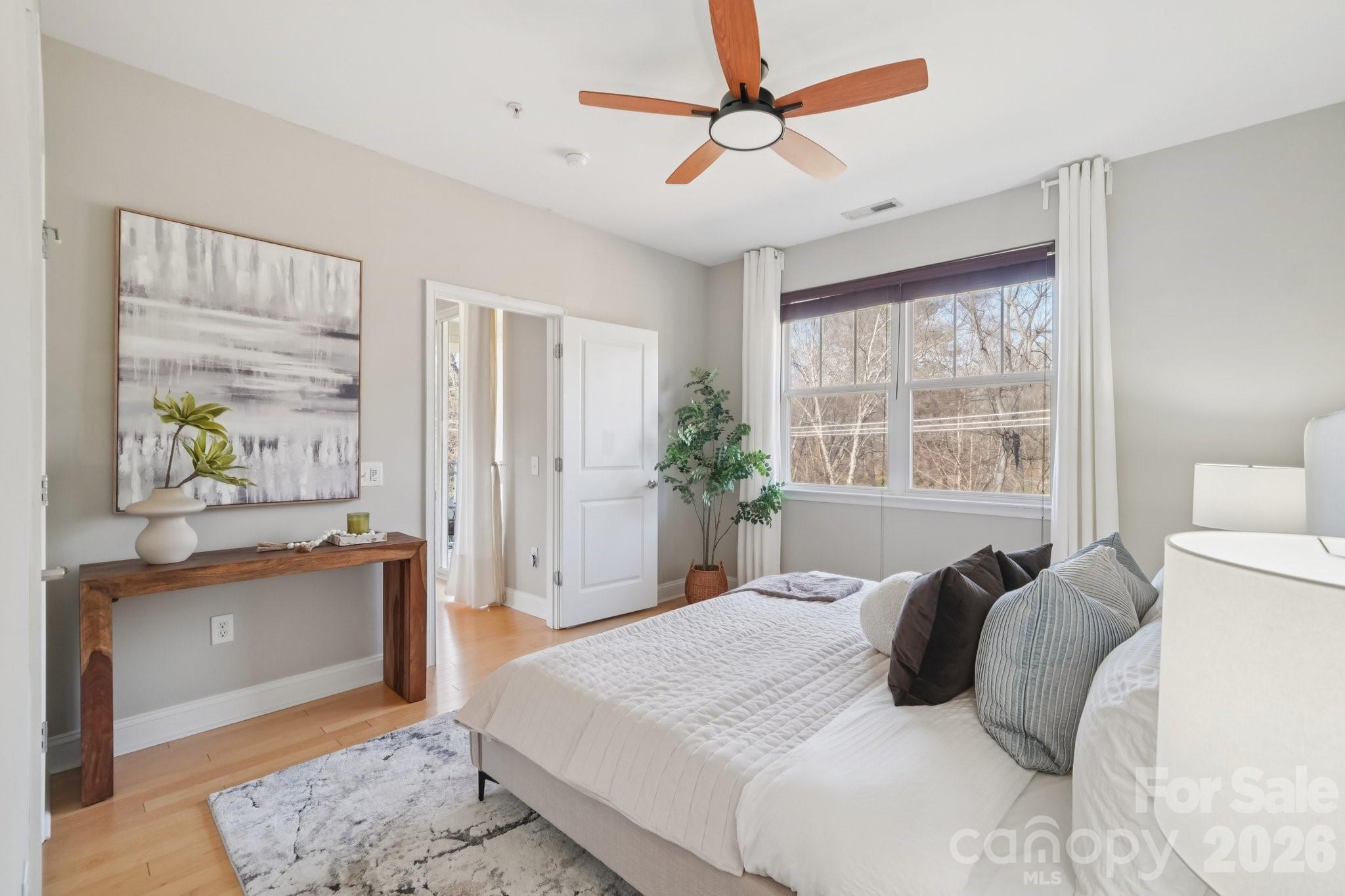 1308 Kenilworth Avenue #432 — Charlotte