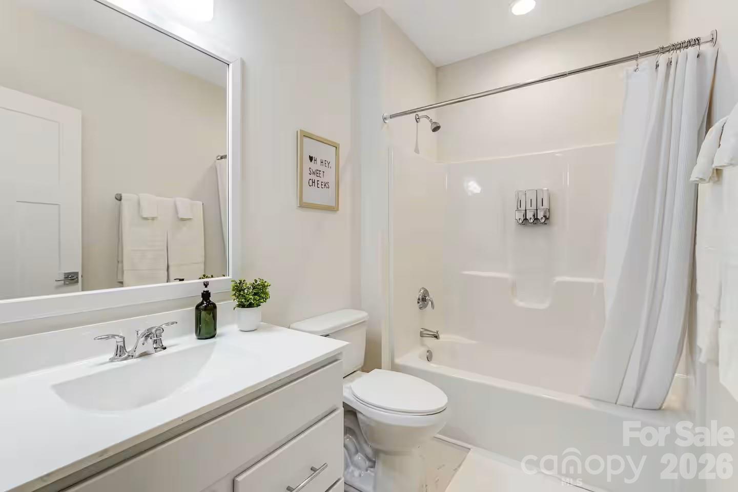 170 Cascade Ridge Road — Fairview