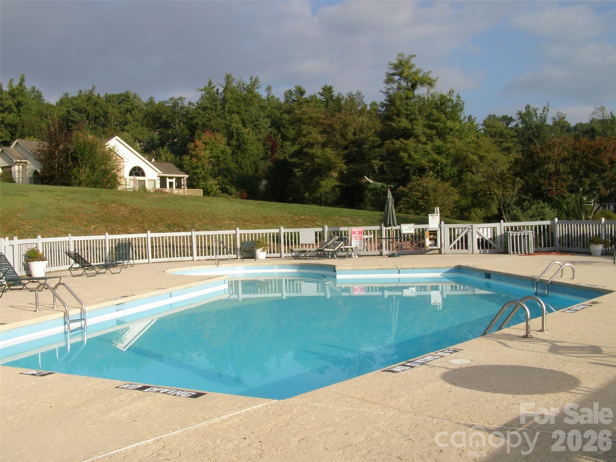 155 WINDING MEADOWS Drive — Flat Rock