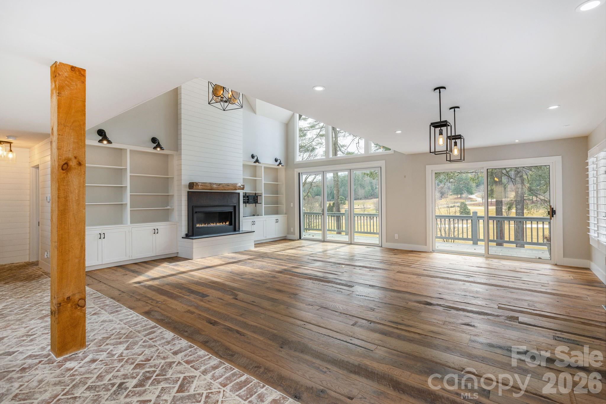 155 WINDING MEADOWS Drive — Flat Rock