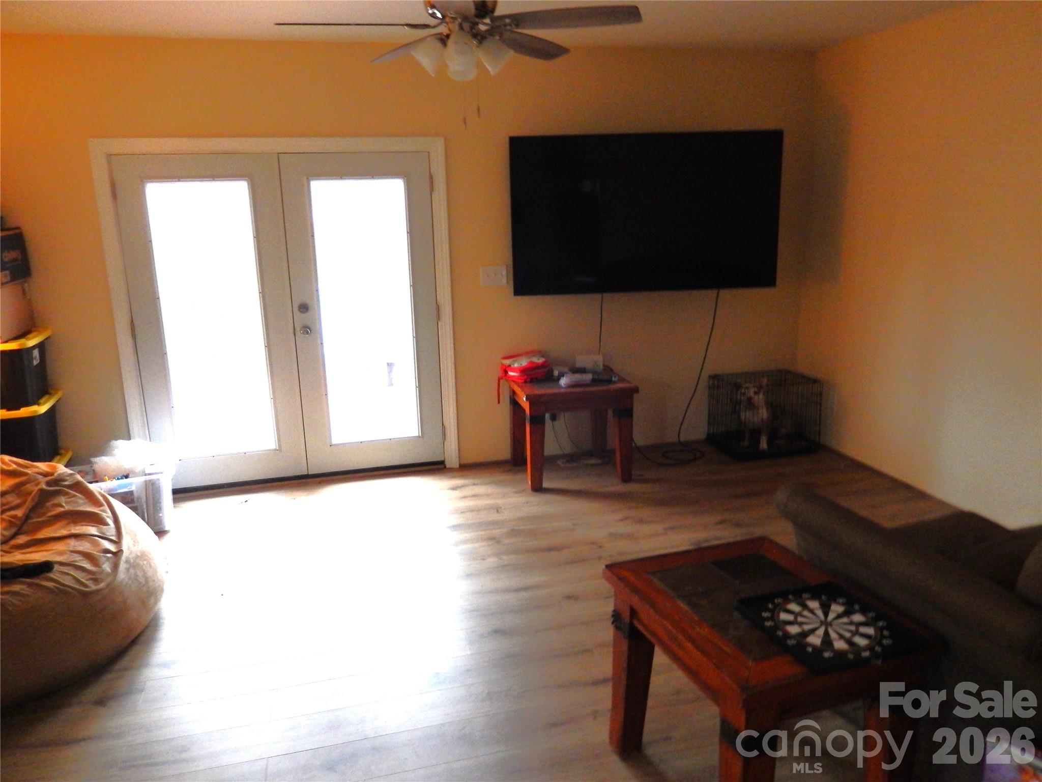 549 Brent Road — Raleigh