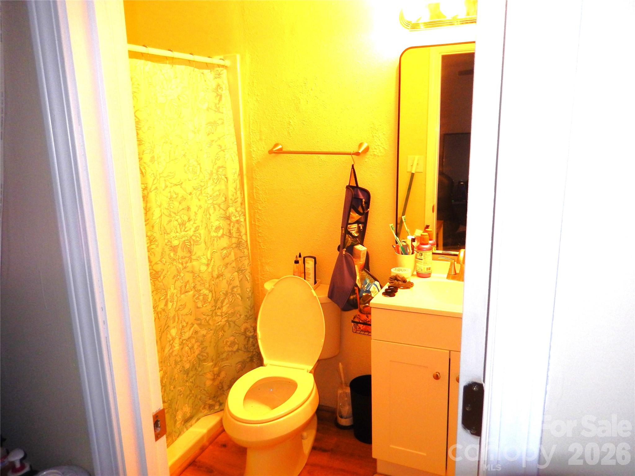 549 Brent Road — Raleigh
