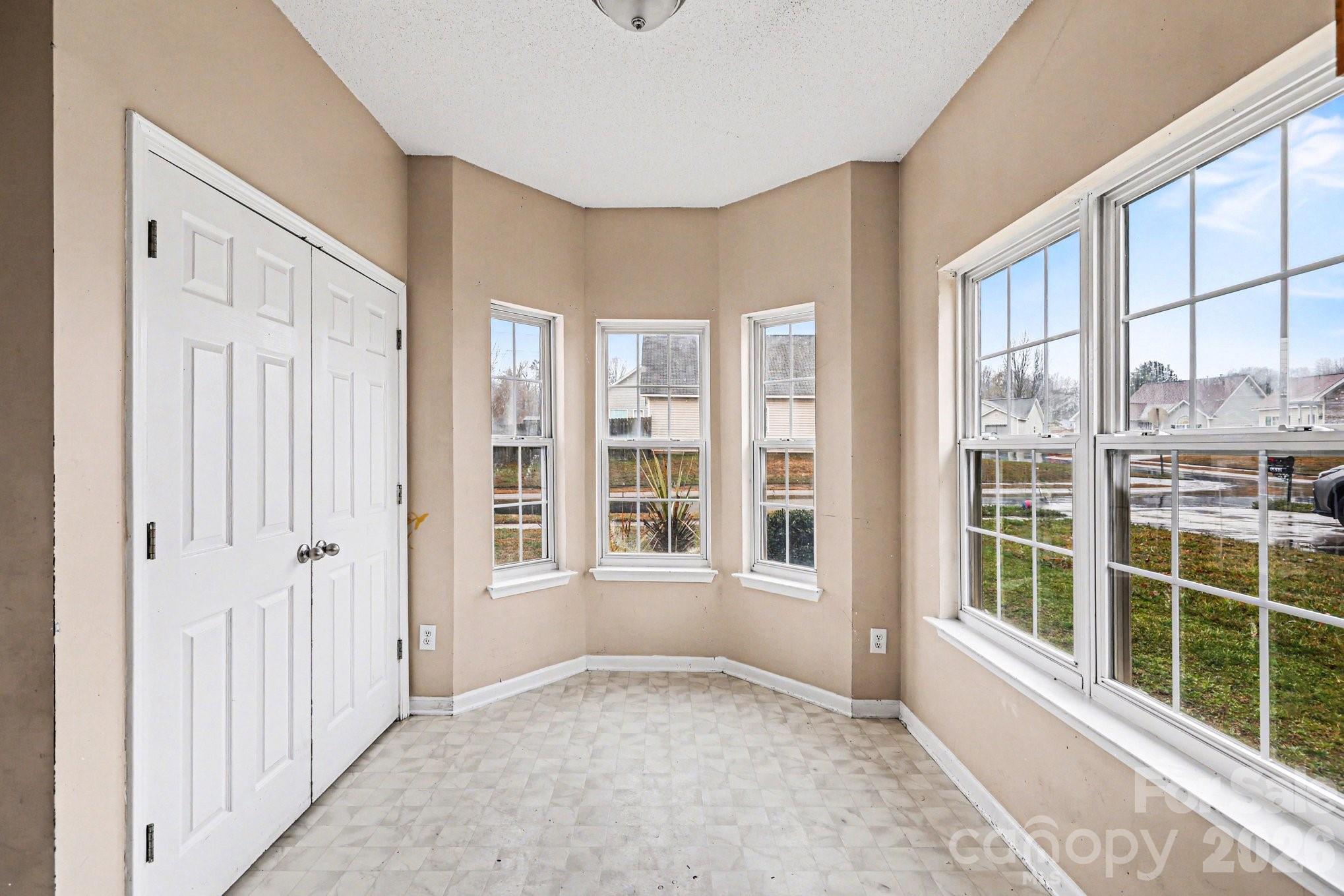 6648 Hampton Way Drive — Charlotte