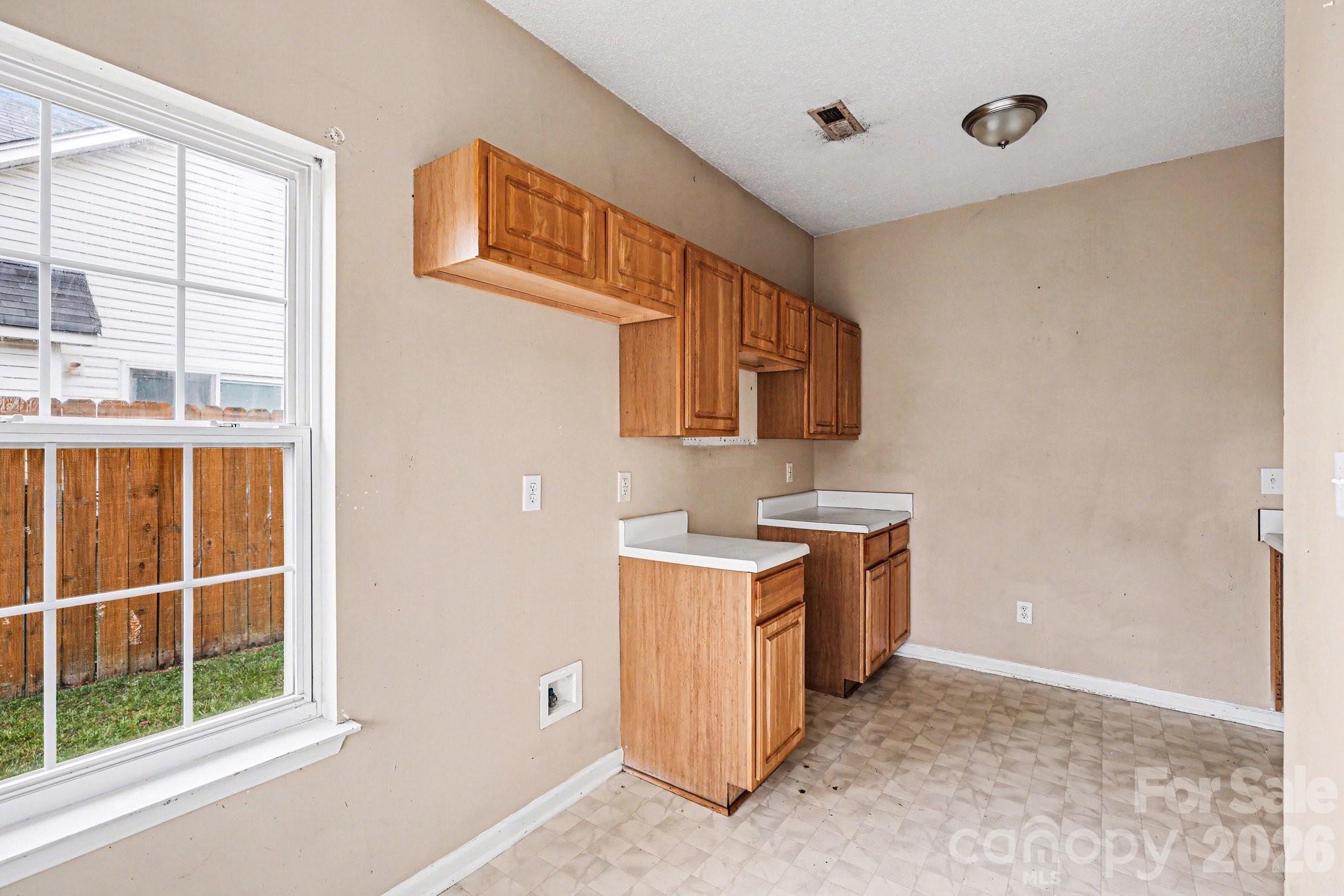 6648 Hampton Way Drive — Charlotte