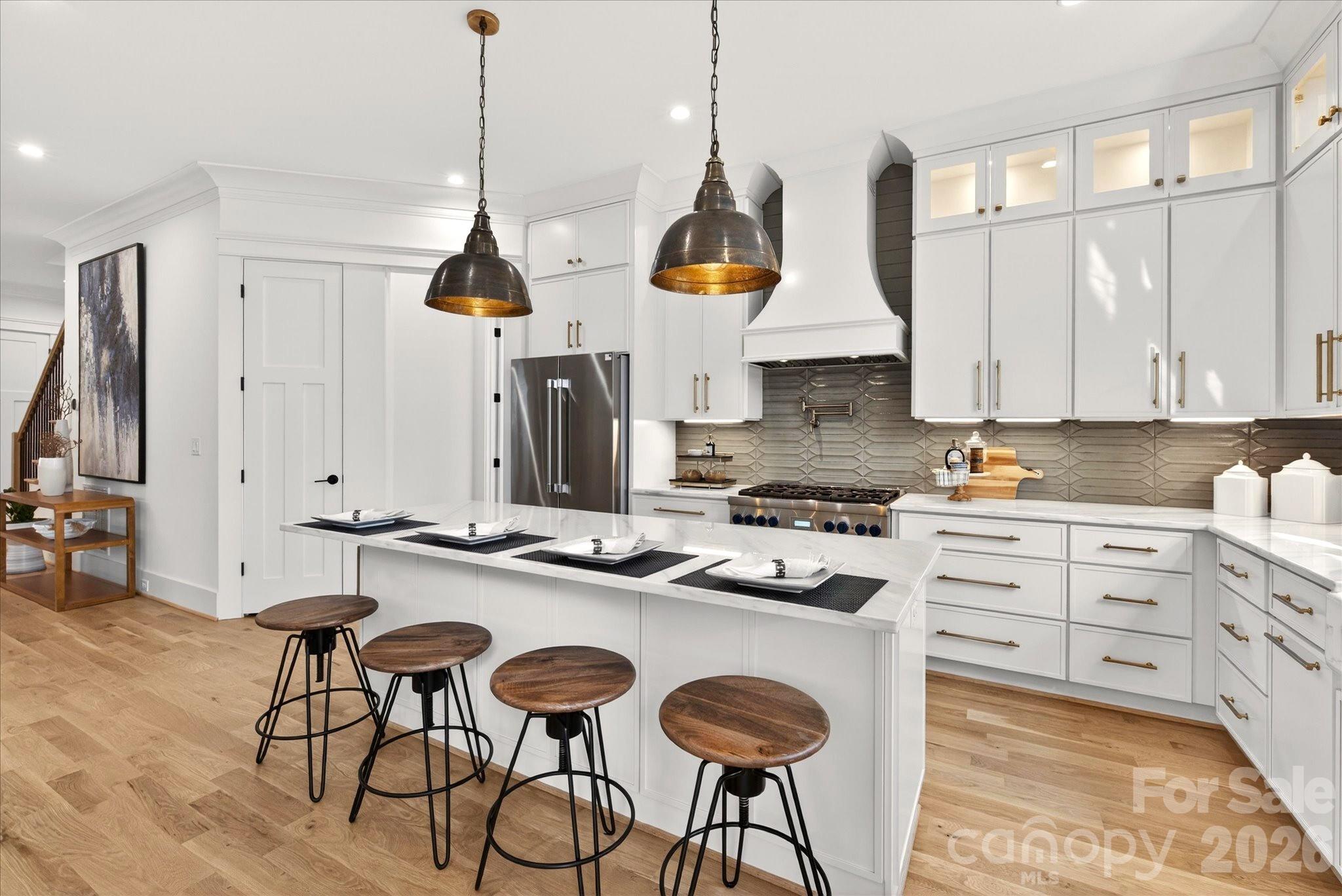 1718 Seifert Circle — Charlotte