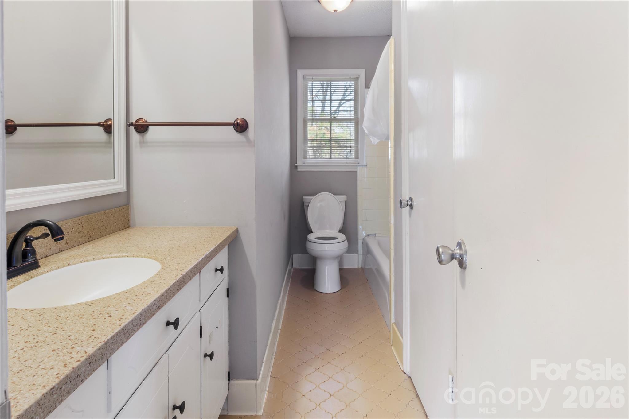 1135 Fieldstone Road — Mooresville