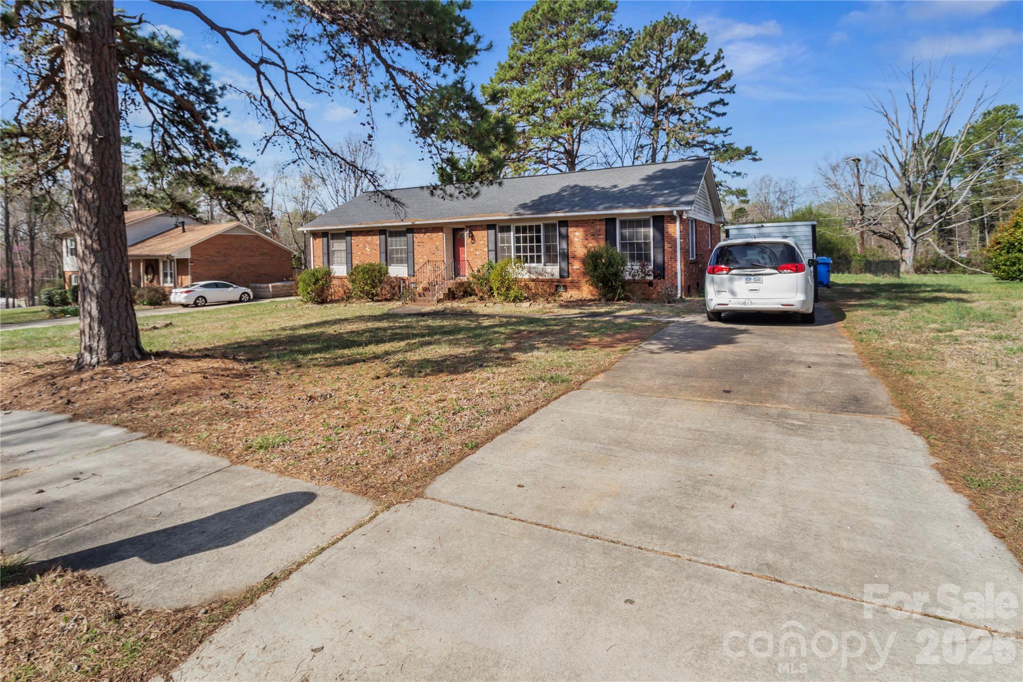 1135 Fieldstone Road — Mooresville