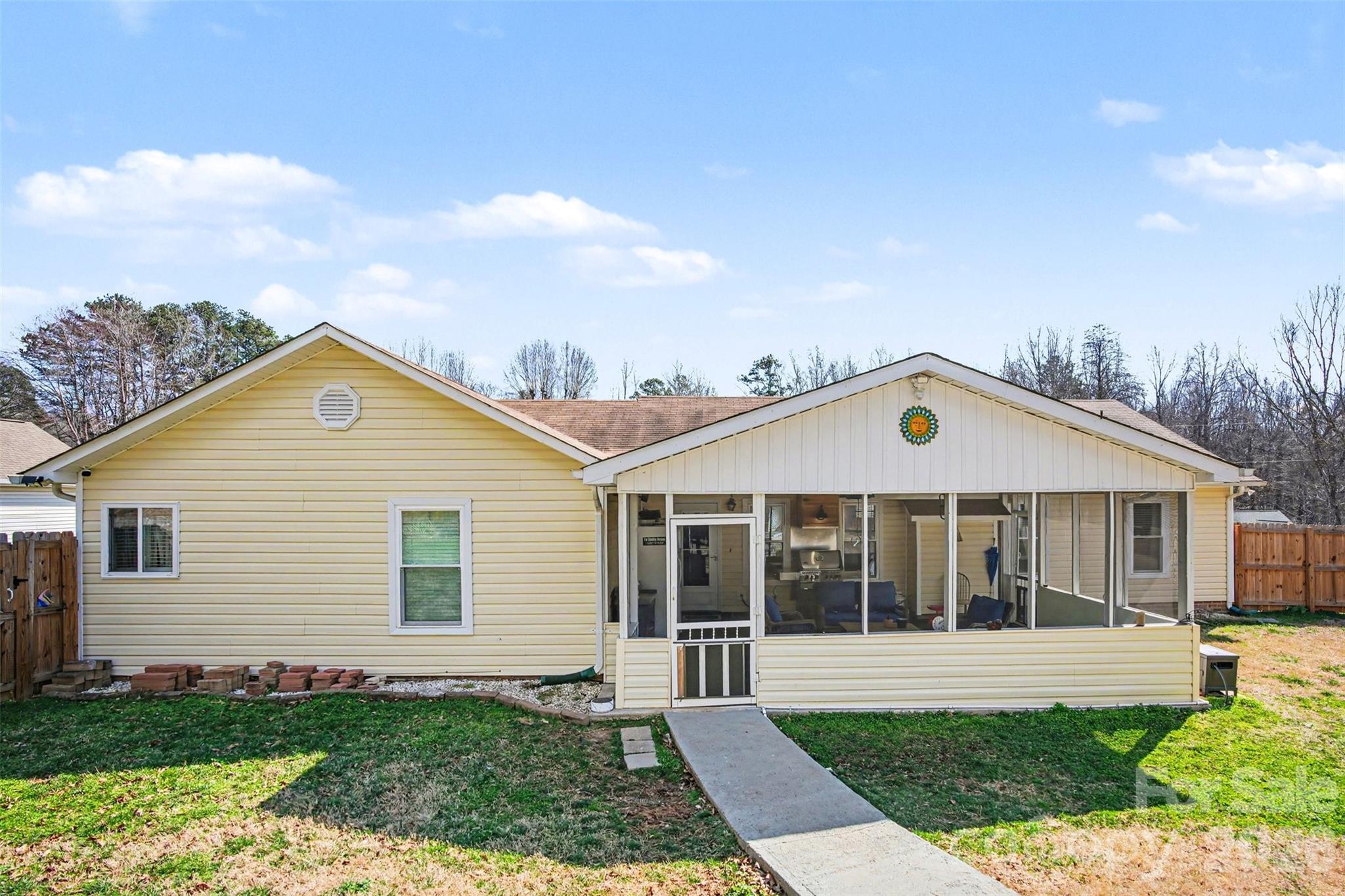 116 Brooks Drive — Stanley