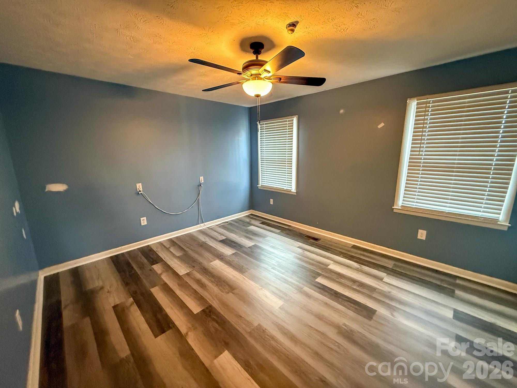 483 Caribou Road — Asheville