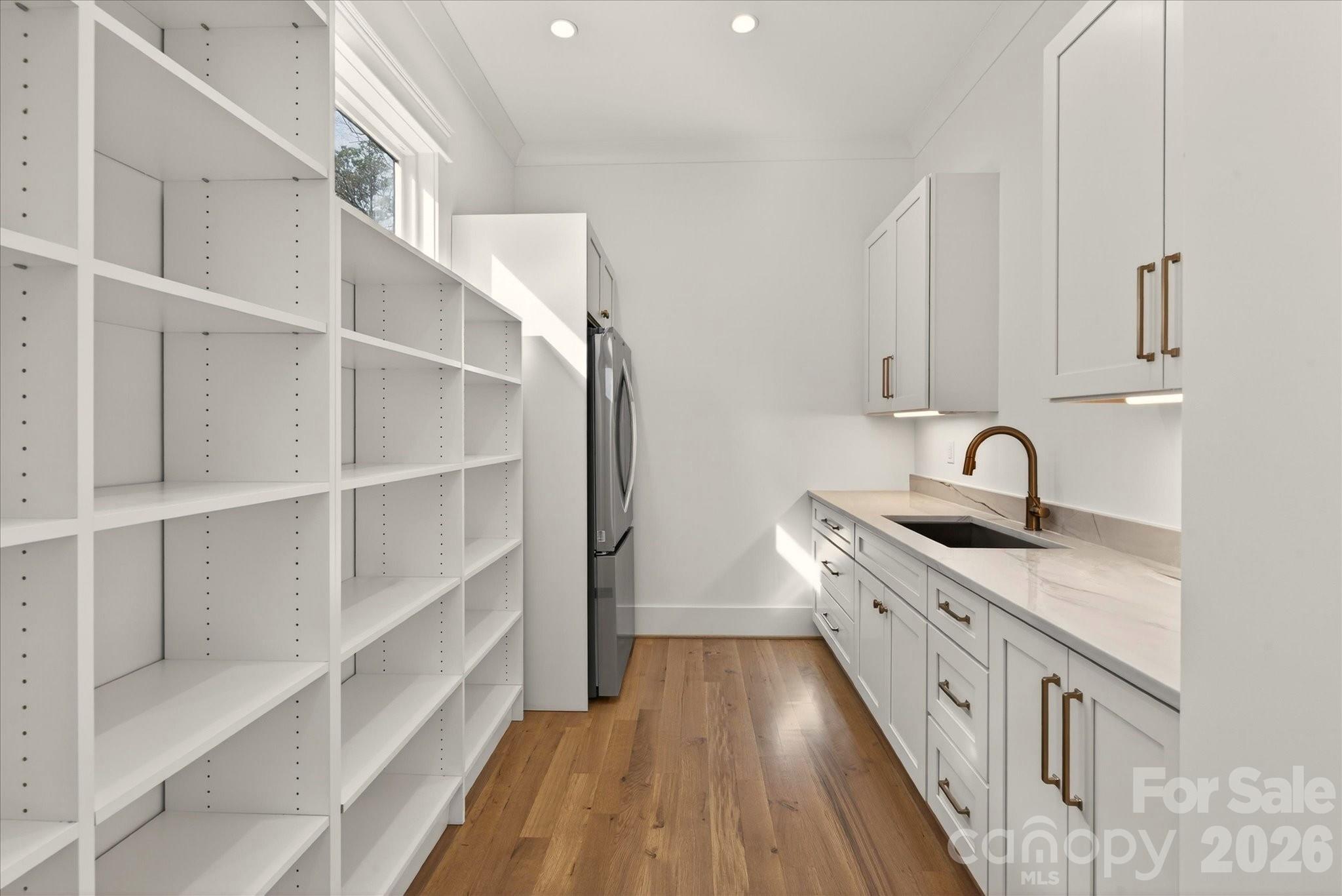 1714 Seifert Circle — Charlotte