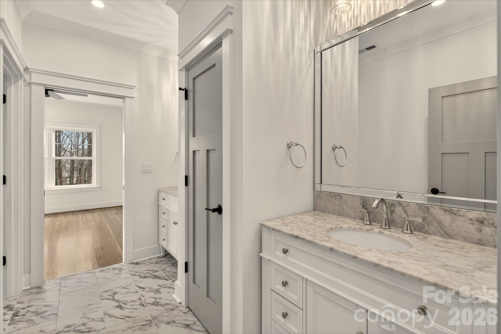 1714 Seifert Circle — Charlotte