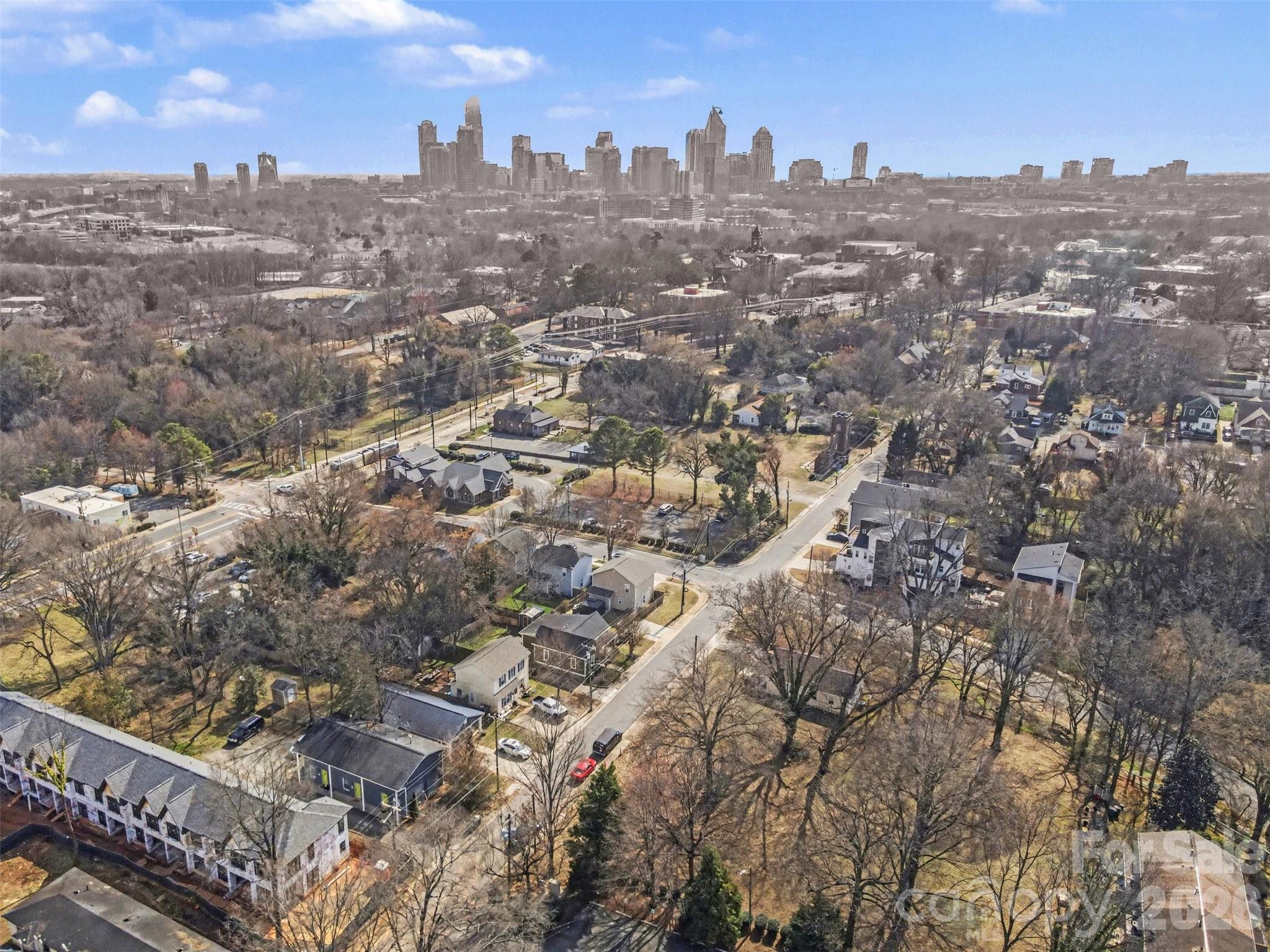 506 Campus Street — Charlotte