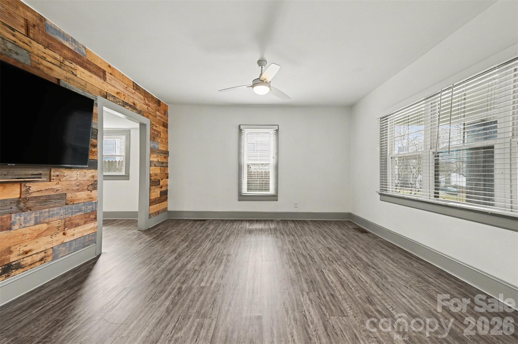 506 Campus Street — Charlotte