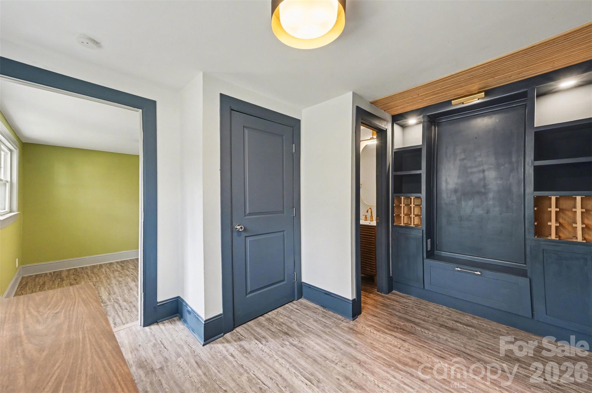 506 Campus Street — Charlotte