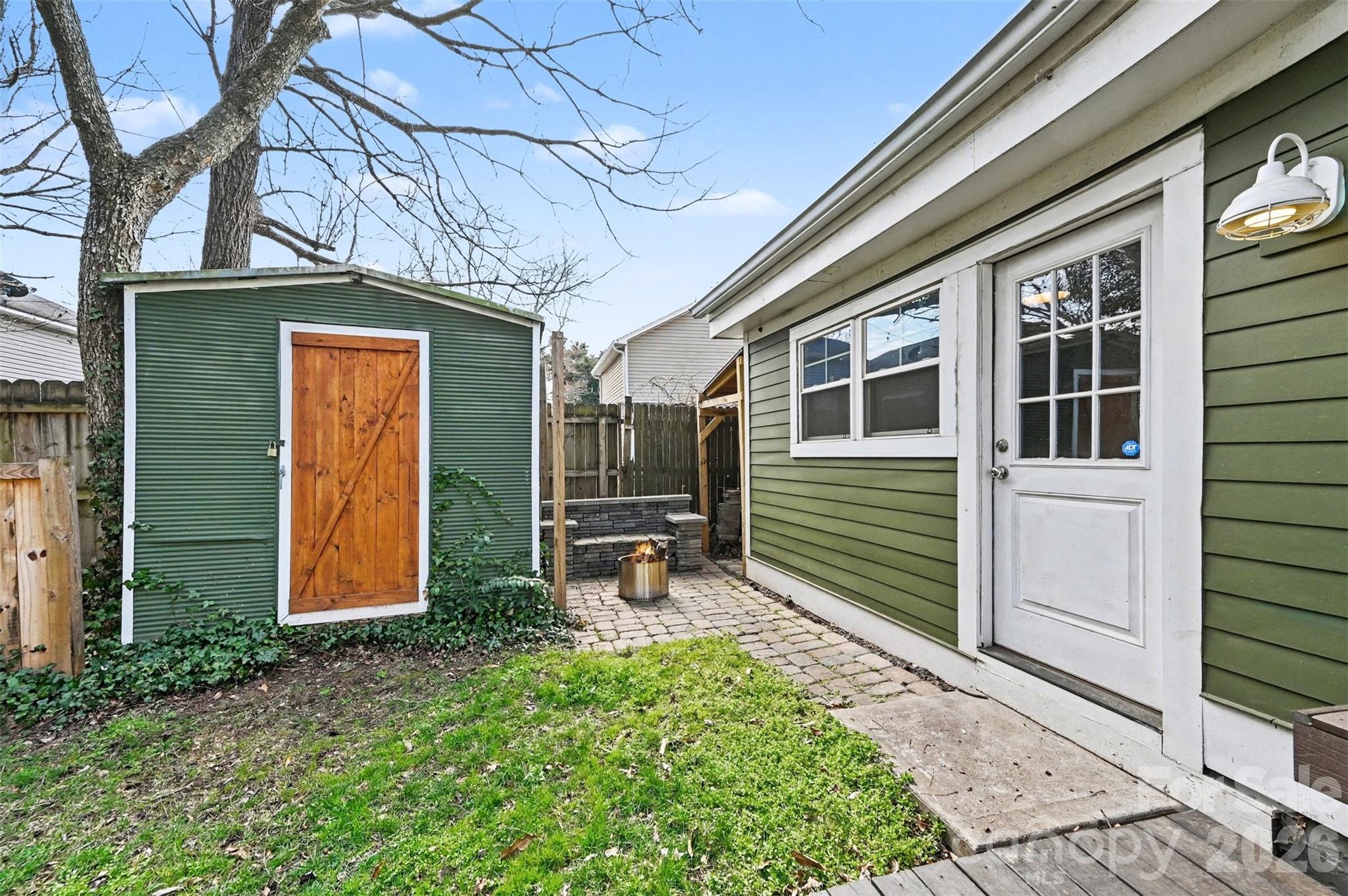 506 Campus Street — Charlotte