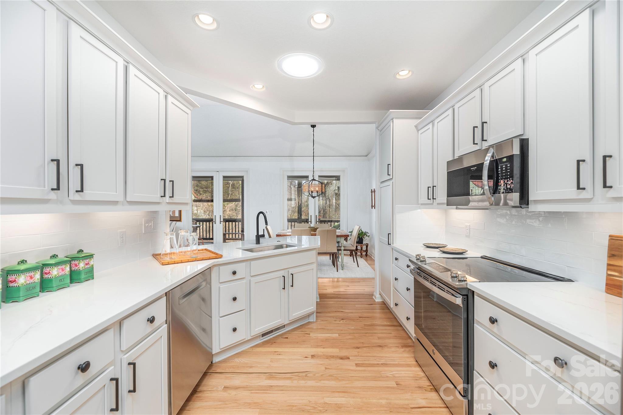 59 Old Pasture Way — Hendersonville