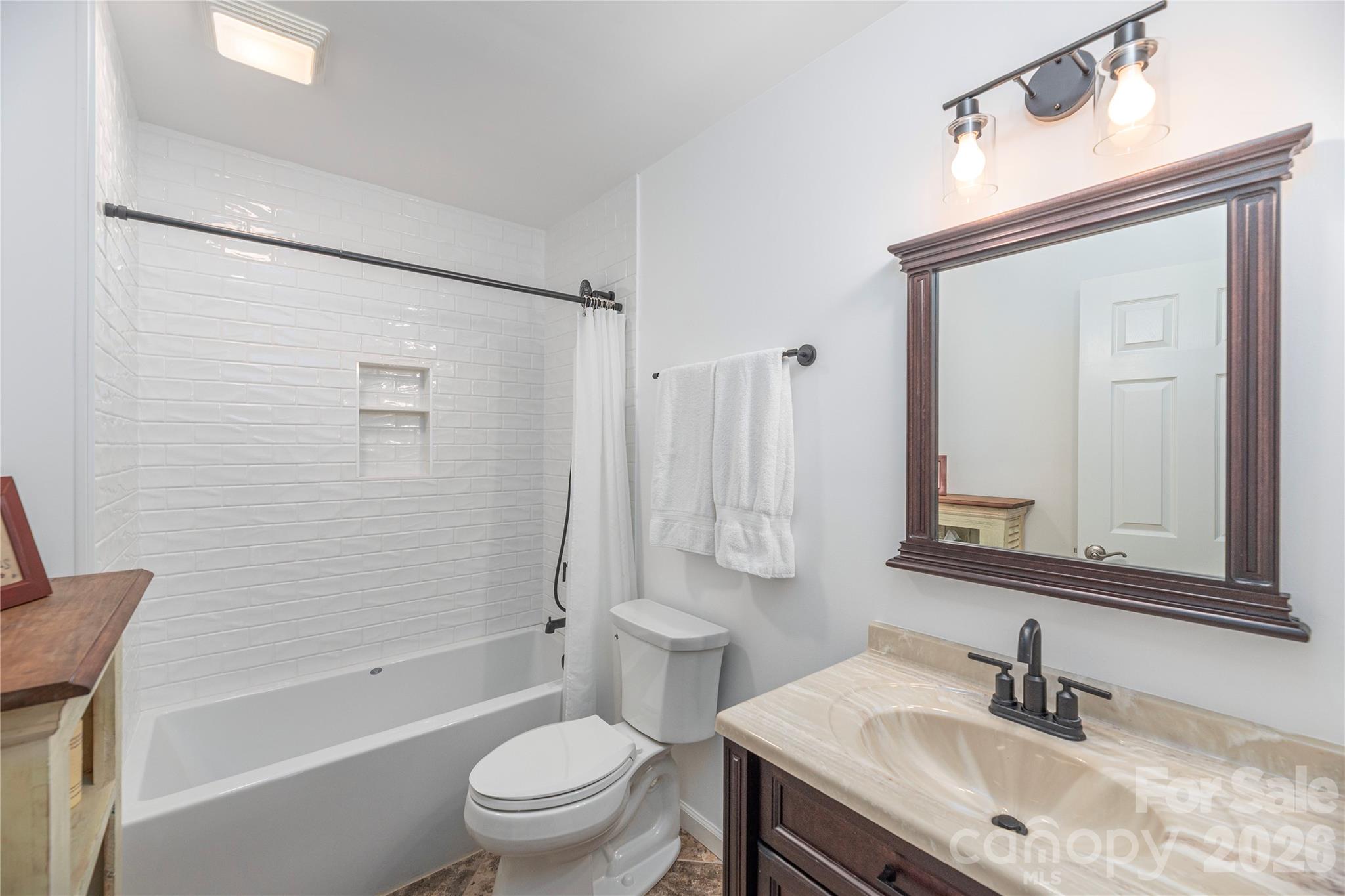 59 Old Pasture Way — Hendersonville