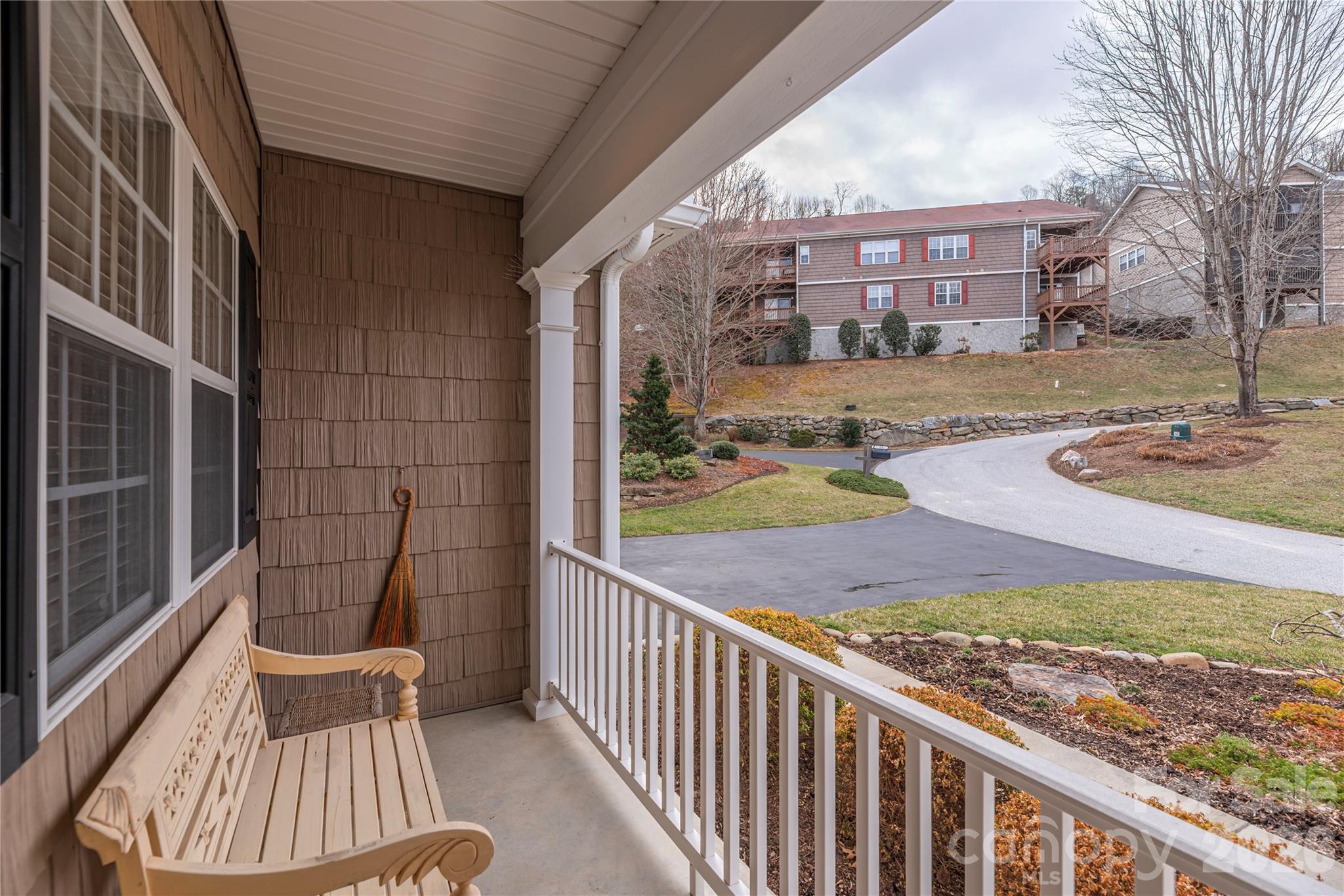59 Old Pasture Way — Hendersonville