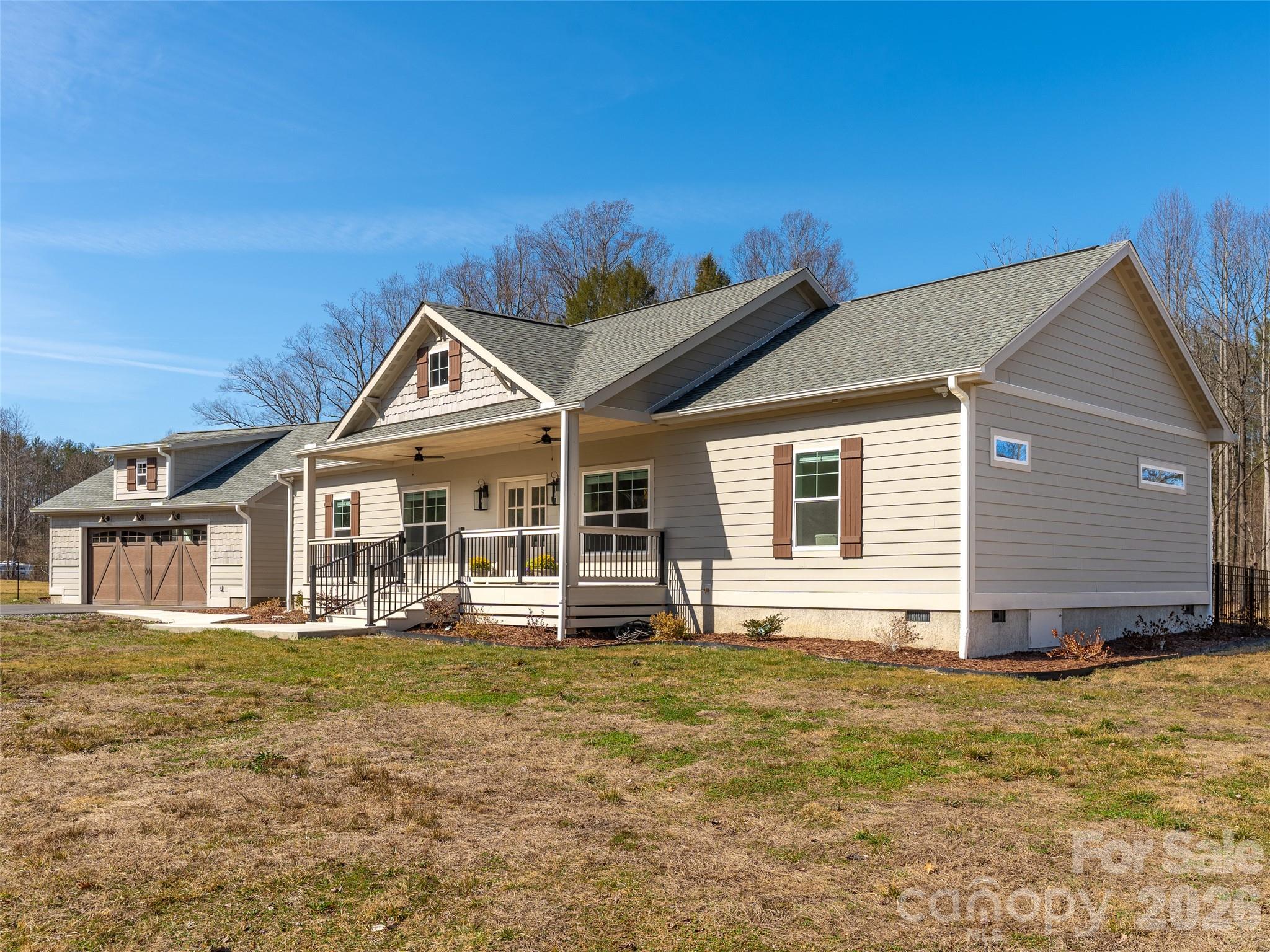 90 Saddle Club Lane — Hendersonville