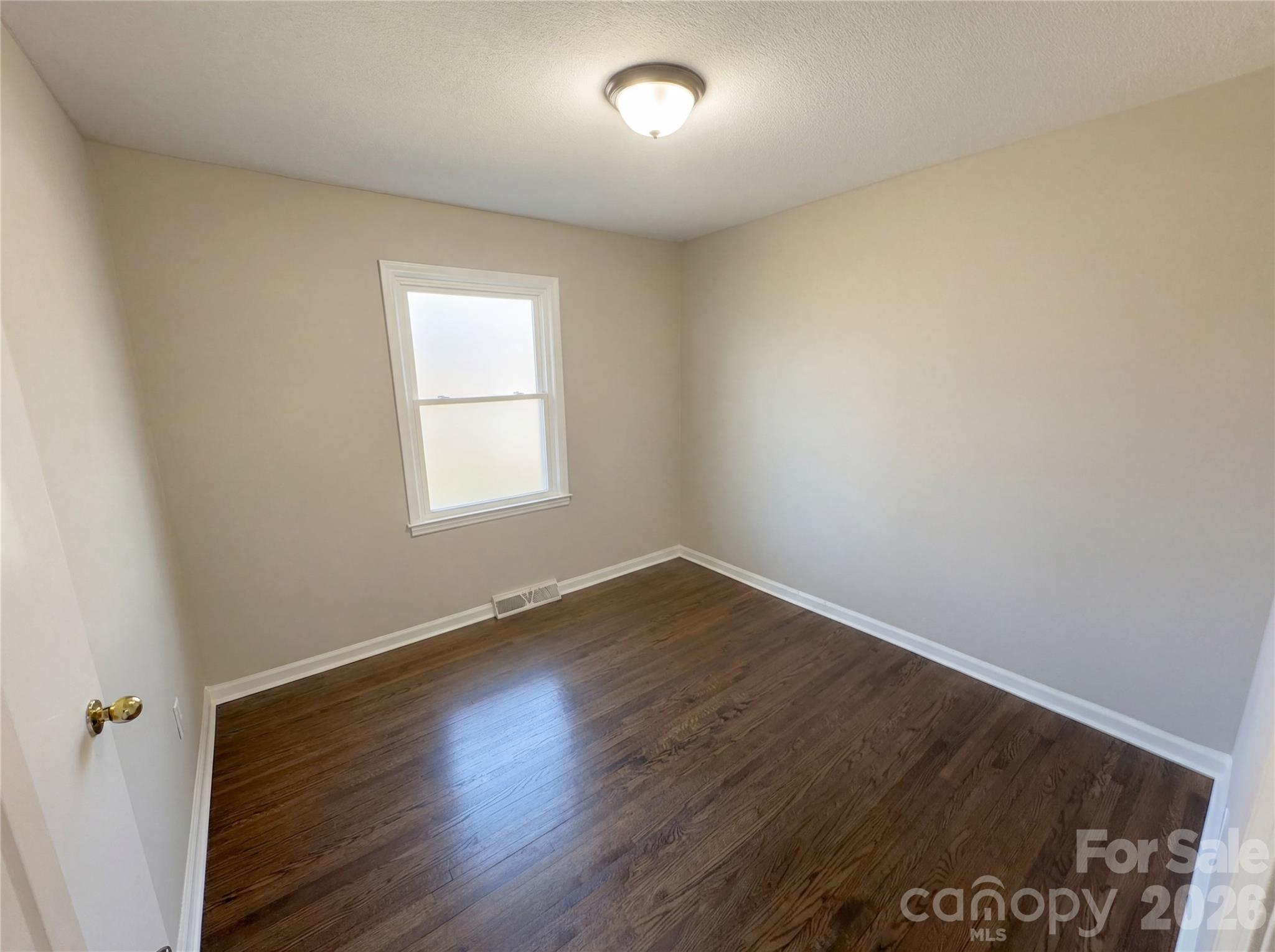 7700 Meadowdale Lane — Charlotte