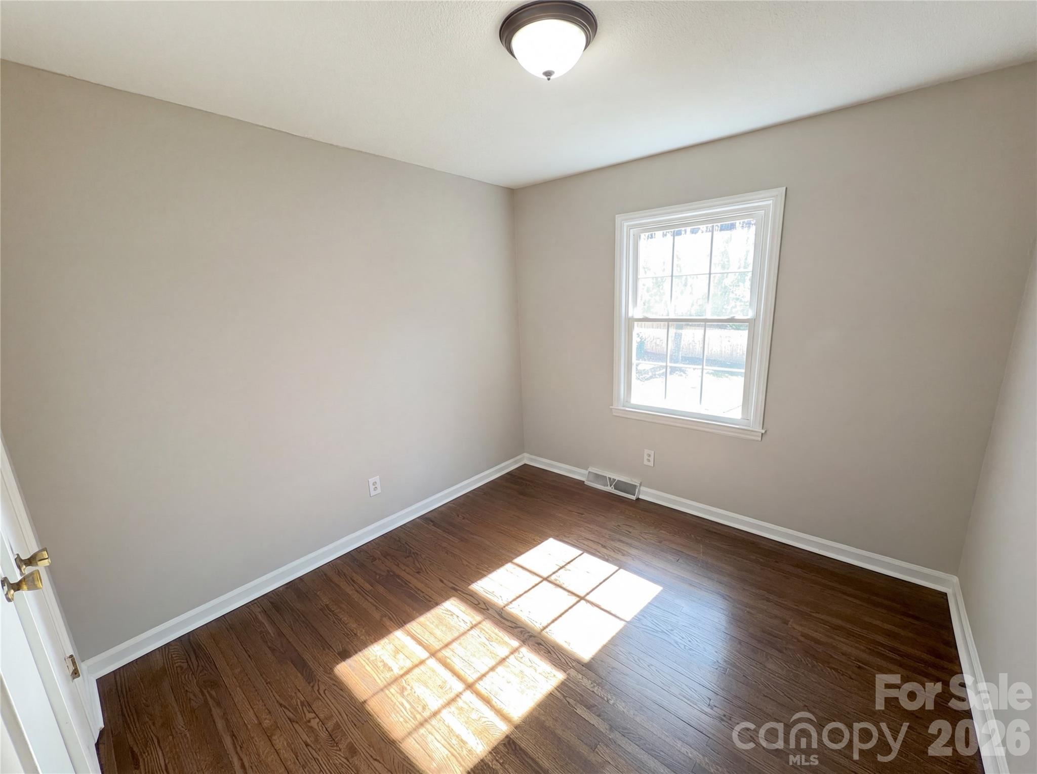 7700 Meadowdale Lane — Charlotte