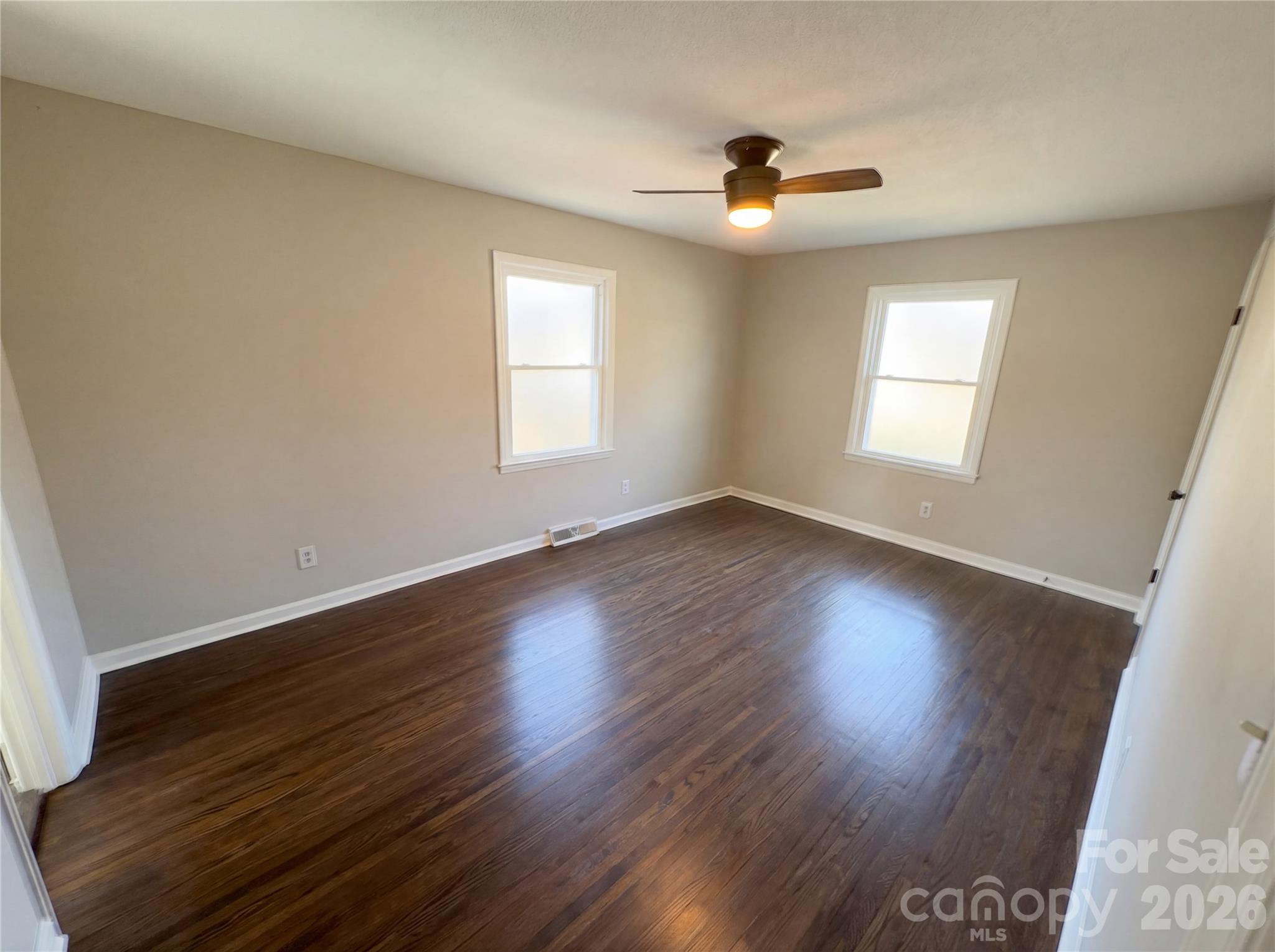 7700 Meadowdale Lane — Charlotte
