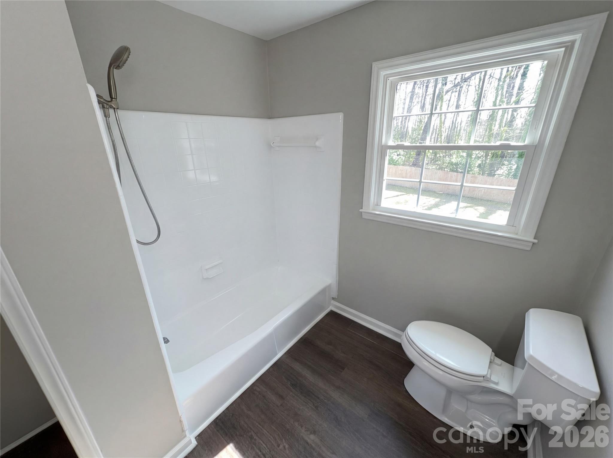 7700 Meadowdale Lane — Charlotte