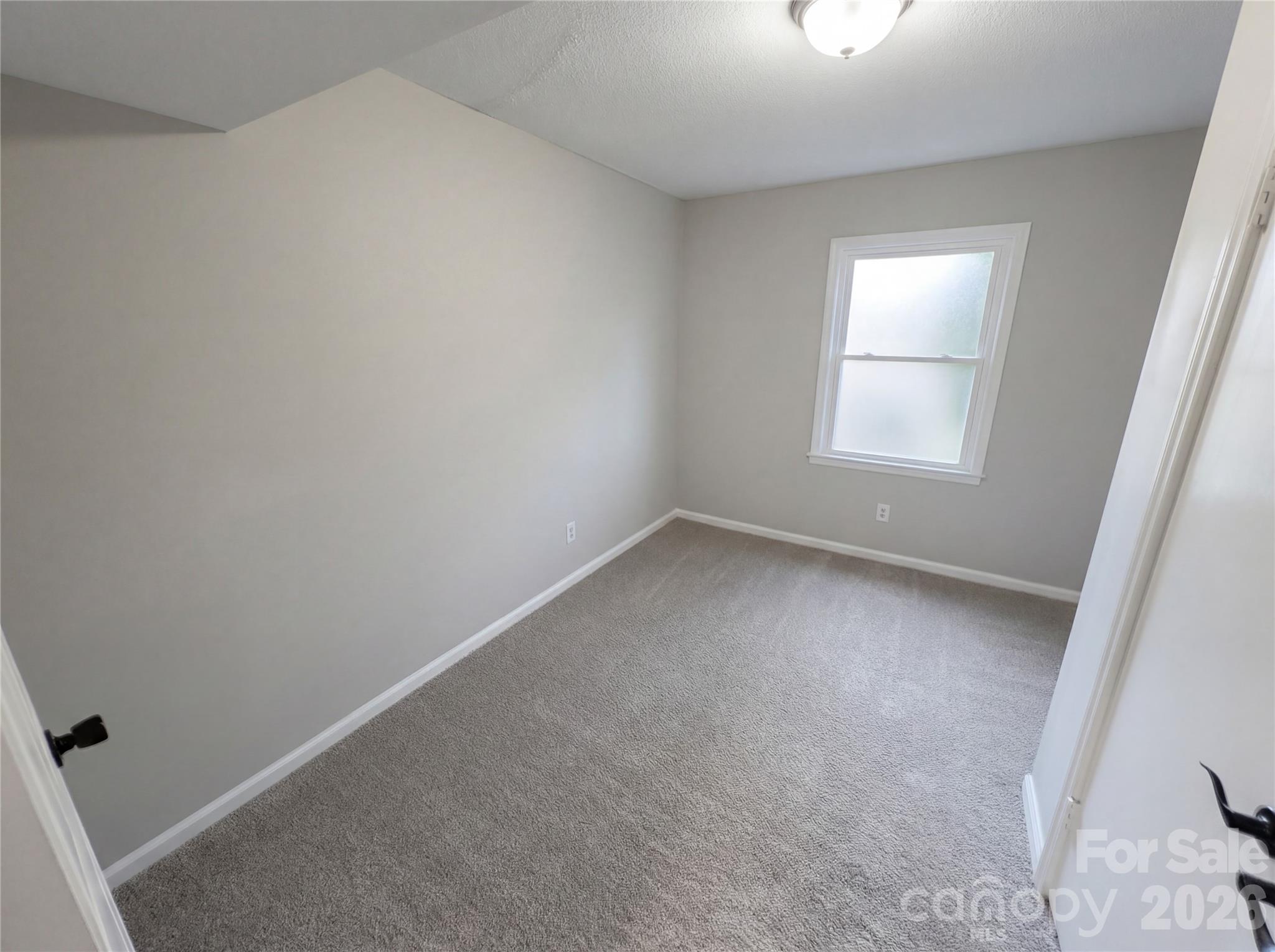 7700 Meadowdale Lane — Charlotte