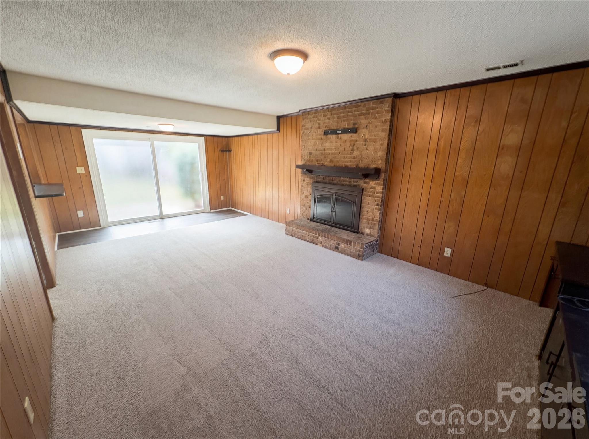 7700 Meadowdale Lane — Charlotte