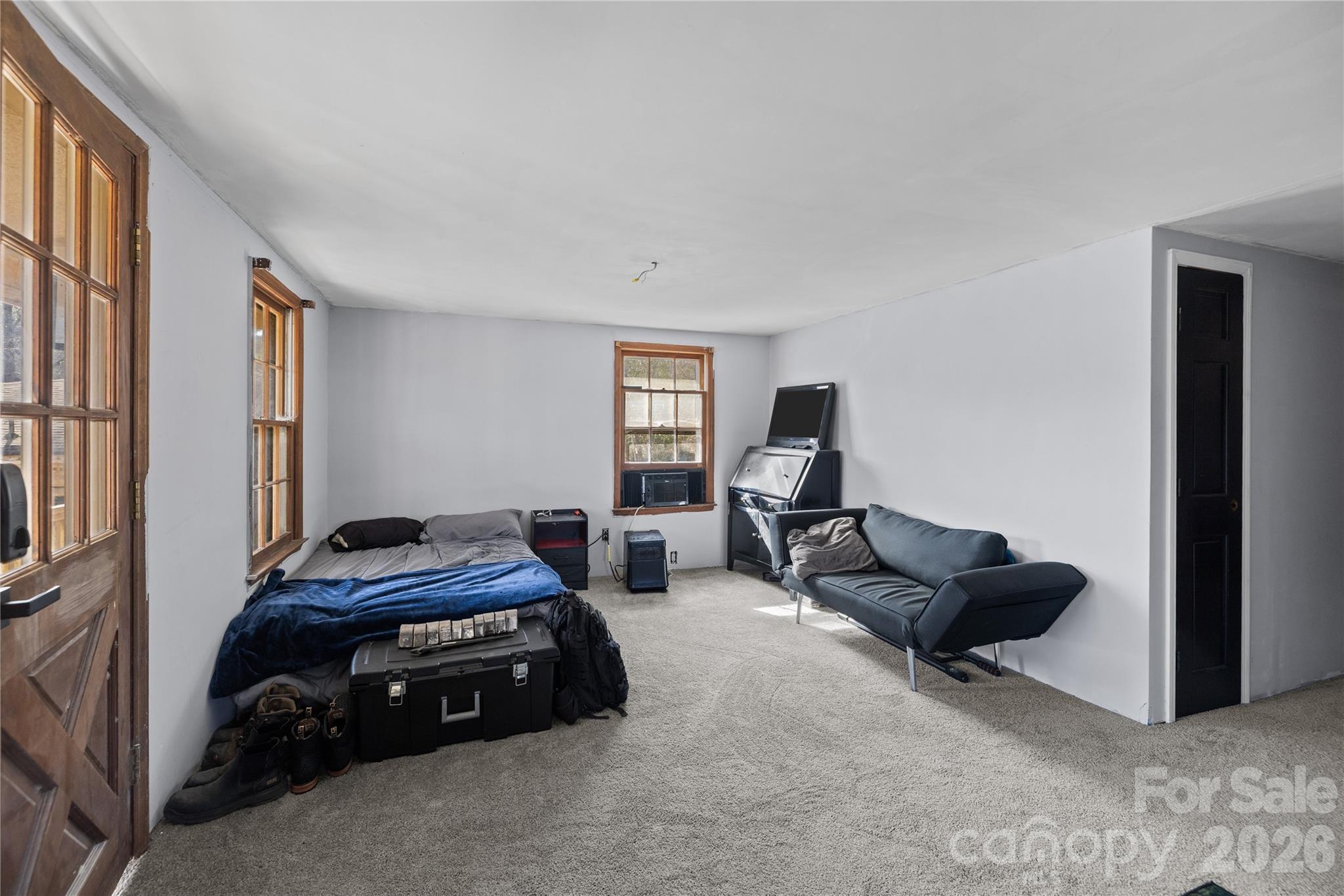 4251 Acacia Road — York